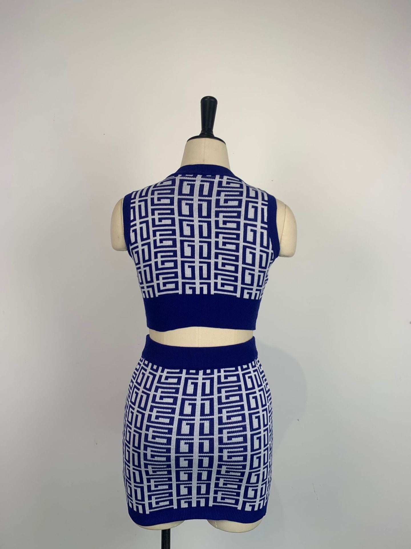 Women Round Neck Sleeveless Geometric Pattern Top and Skirt Two-Piece Set 30