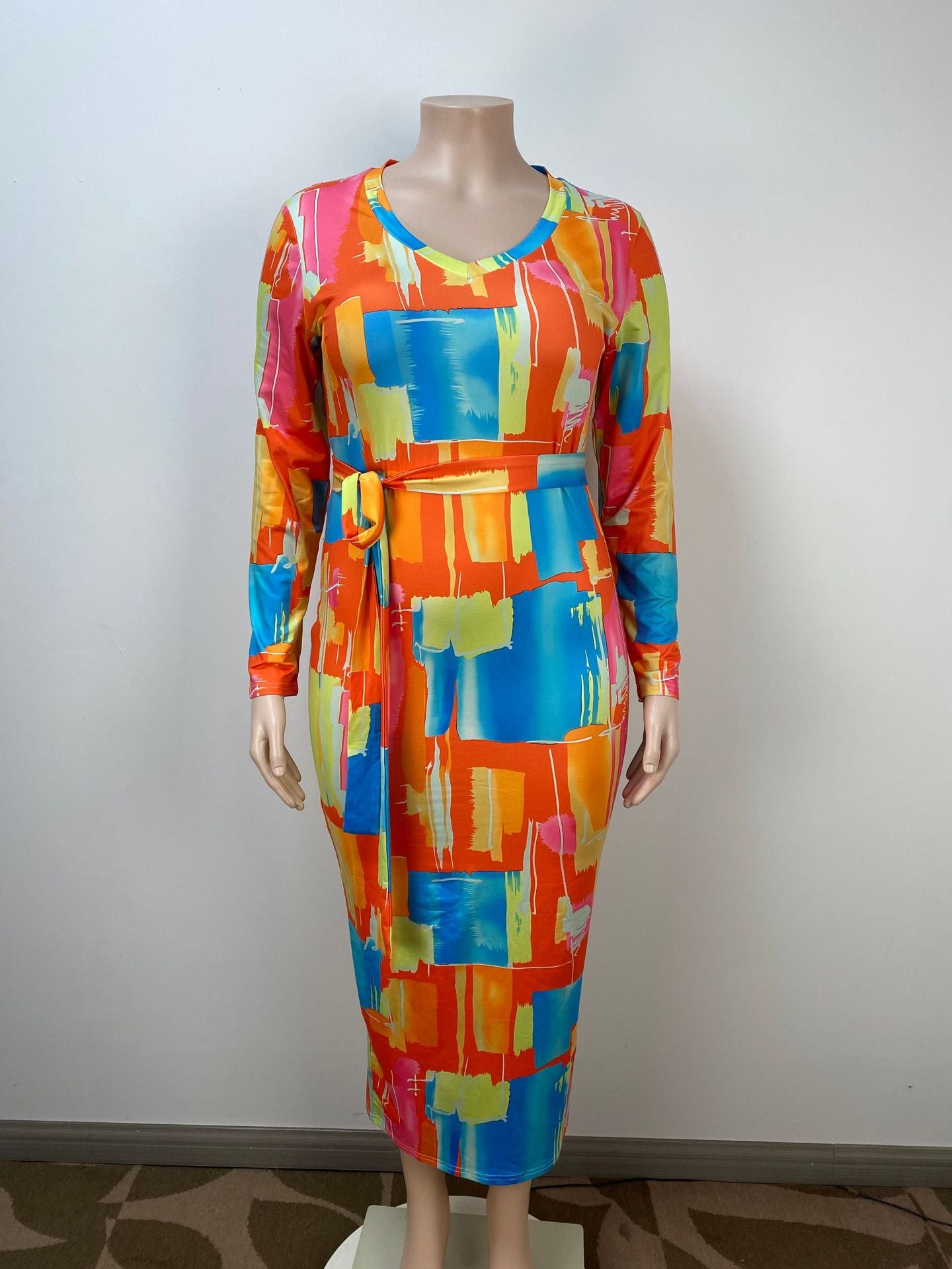 Plus Size Women V-Neck Bodycon Long Sleeve Dress with Belt 6