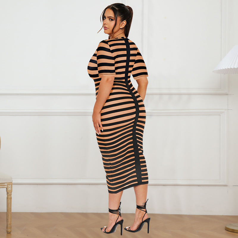 Plus Size Women knitting striped print short-sleeved Round Neck dress 3