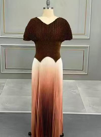 Pleated solid color v-neck top gradient pleated long skirt two-piece set for women 11