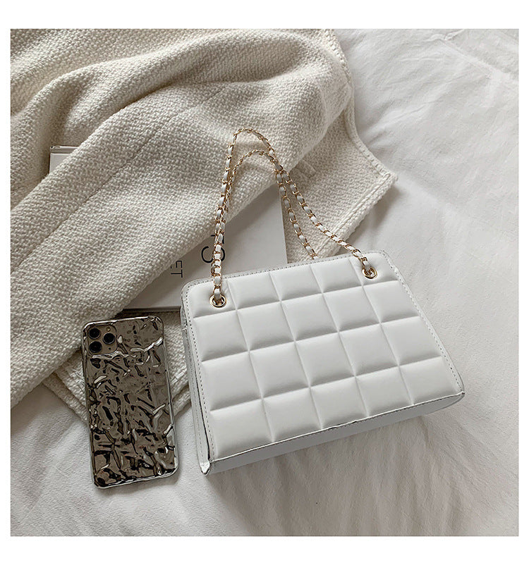 Women Retro Chain Solid Shoulder Bag 44