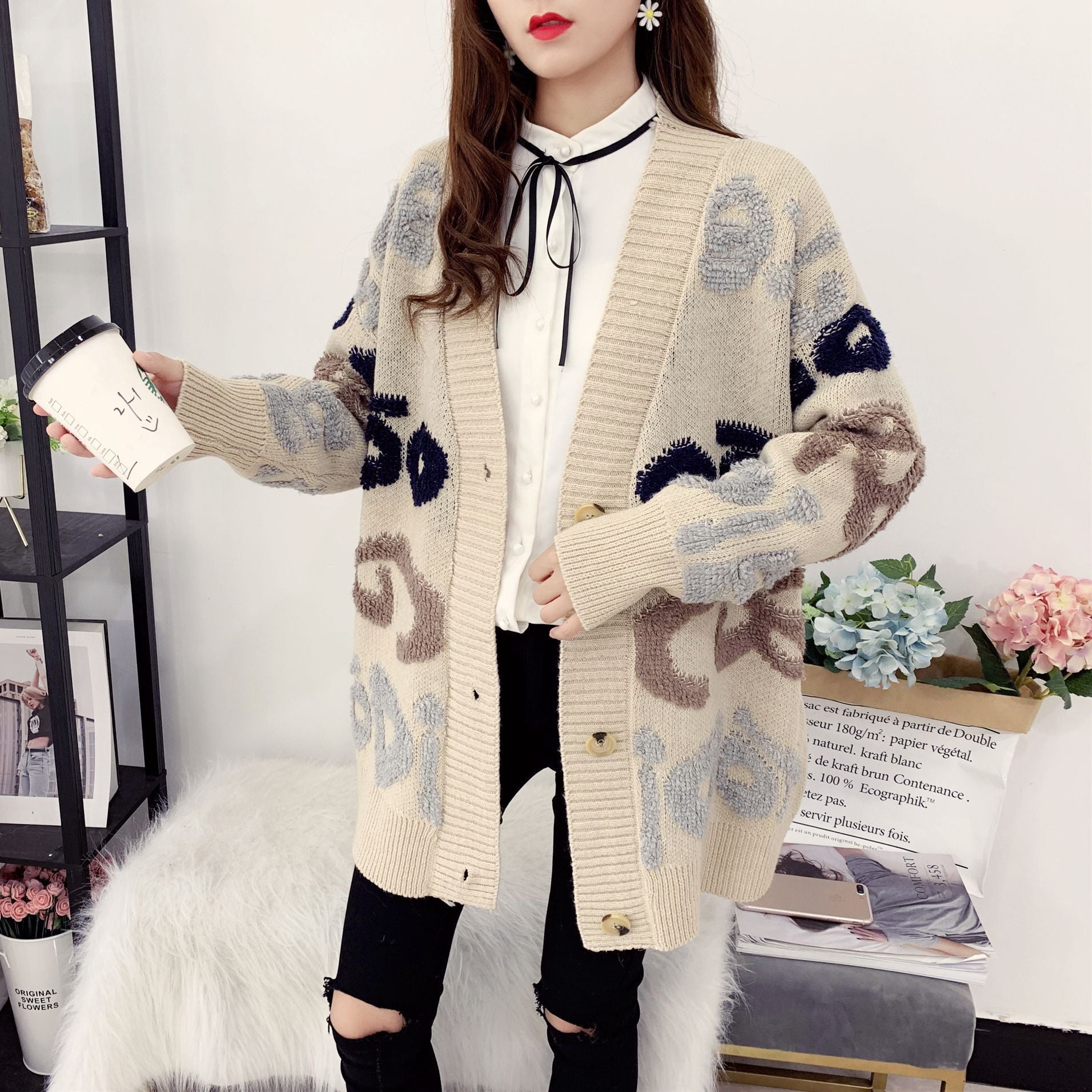Women Fall and Winter Letter Contrast Color Loose Knitting Sweater Jacket 3