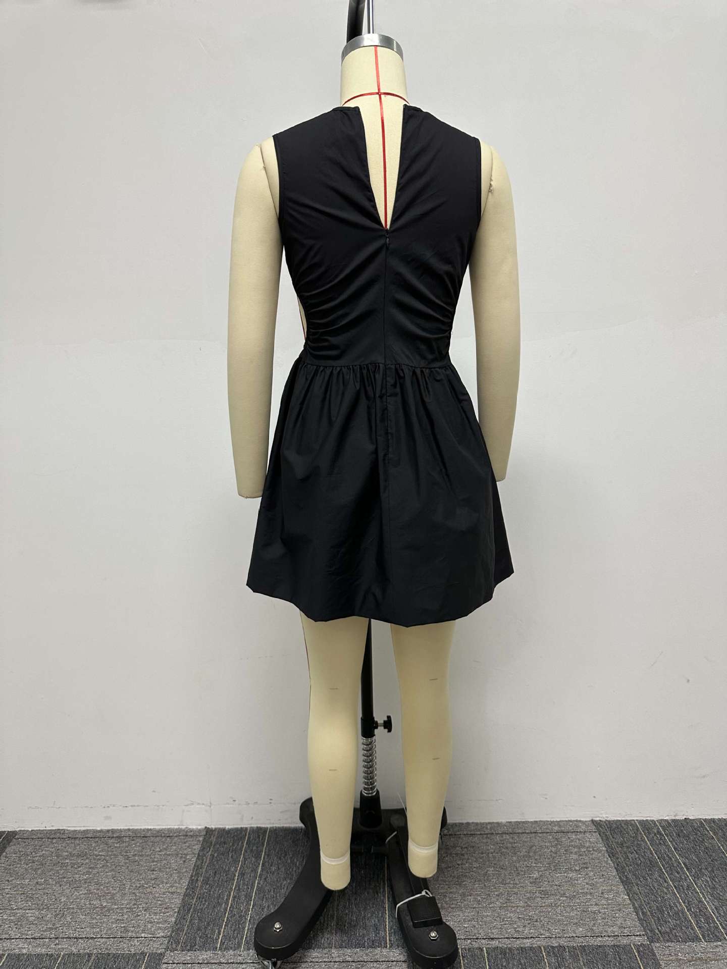 Casual Fashion Solid Color Slim Waist Cutout Puffy V-Neck Dress 6