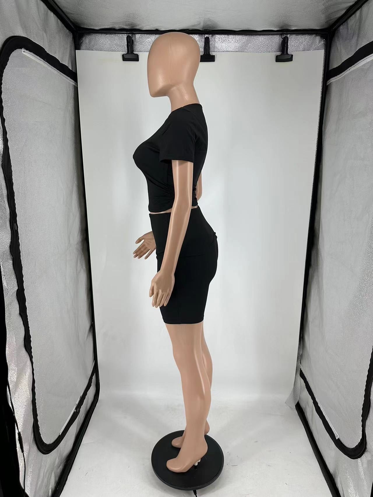 Women's Summer Short Sleeve Round Neck Casual Two-Piece Shorts Set 20