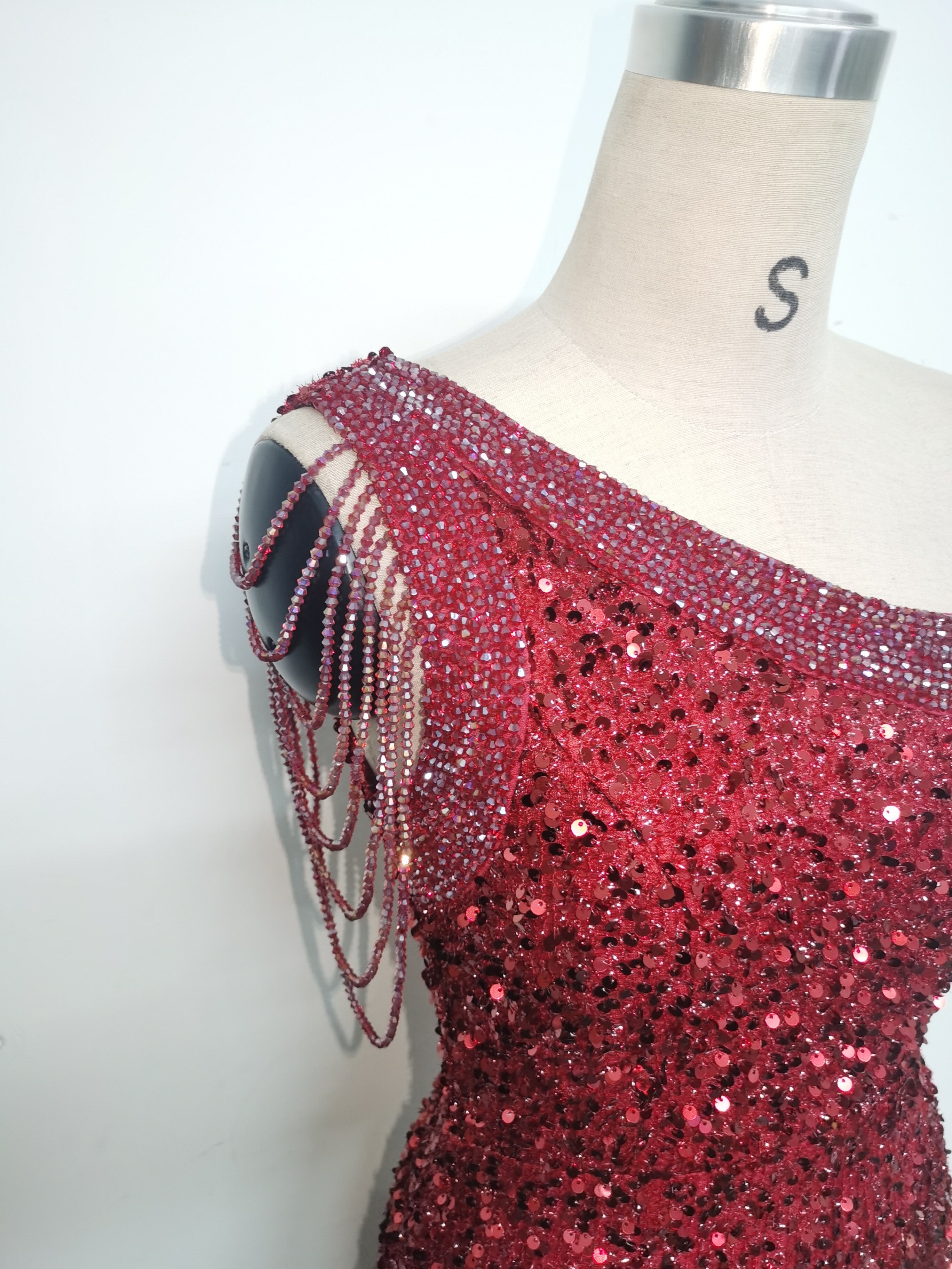 One-Shoulder Sequined Fishtail Evening Dress for Formal Parties 24