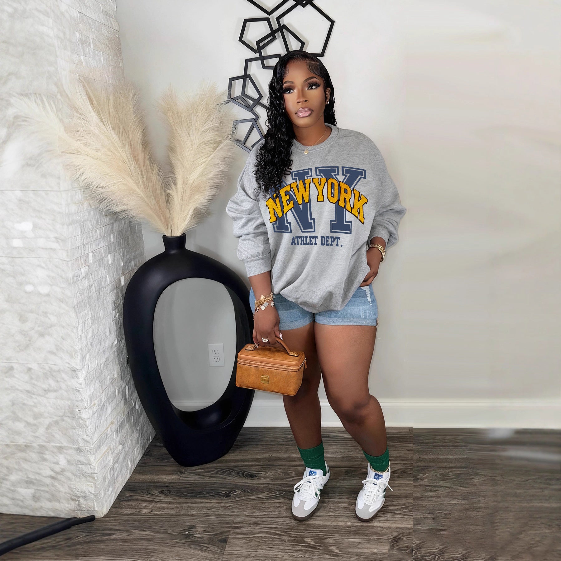 Women's Autumn Winter Fashion Long Sleeve Round Neck Casual Letter Print Top 5