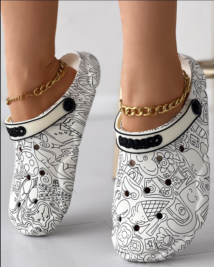 Women Outdoor Wear Print Platform Clogs 6