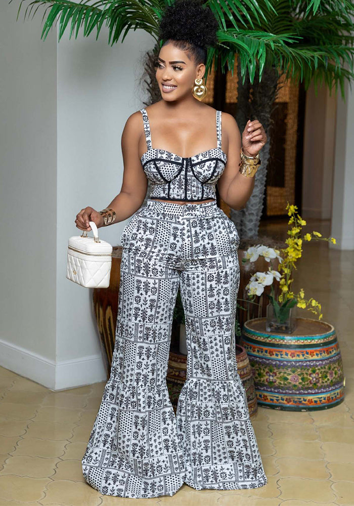Women's Fashion Black/White Print Strap Top High-Waist Bell Bottom Pants Two-Piece Set