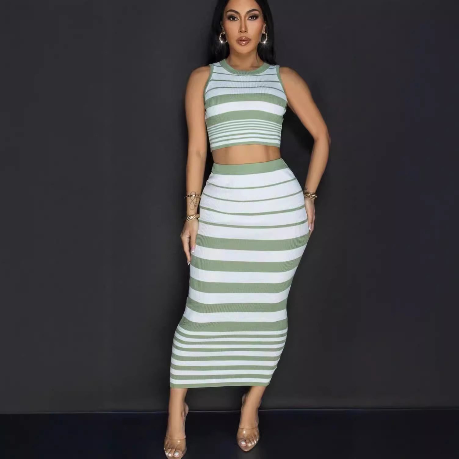 Women autumn black and white striped knitting Tank Top and Skirt Two-piece set 4