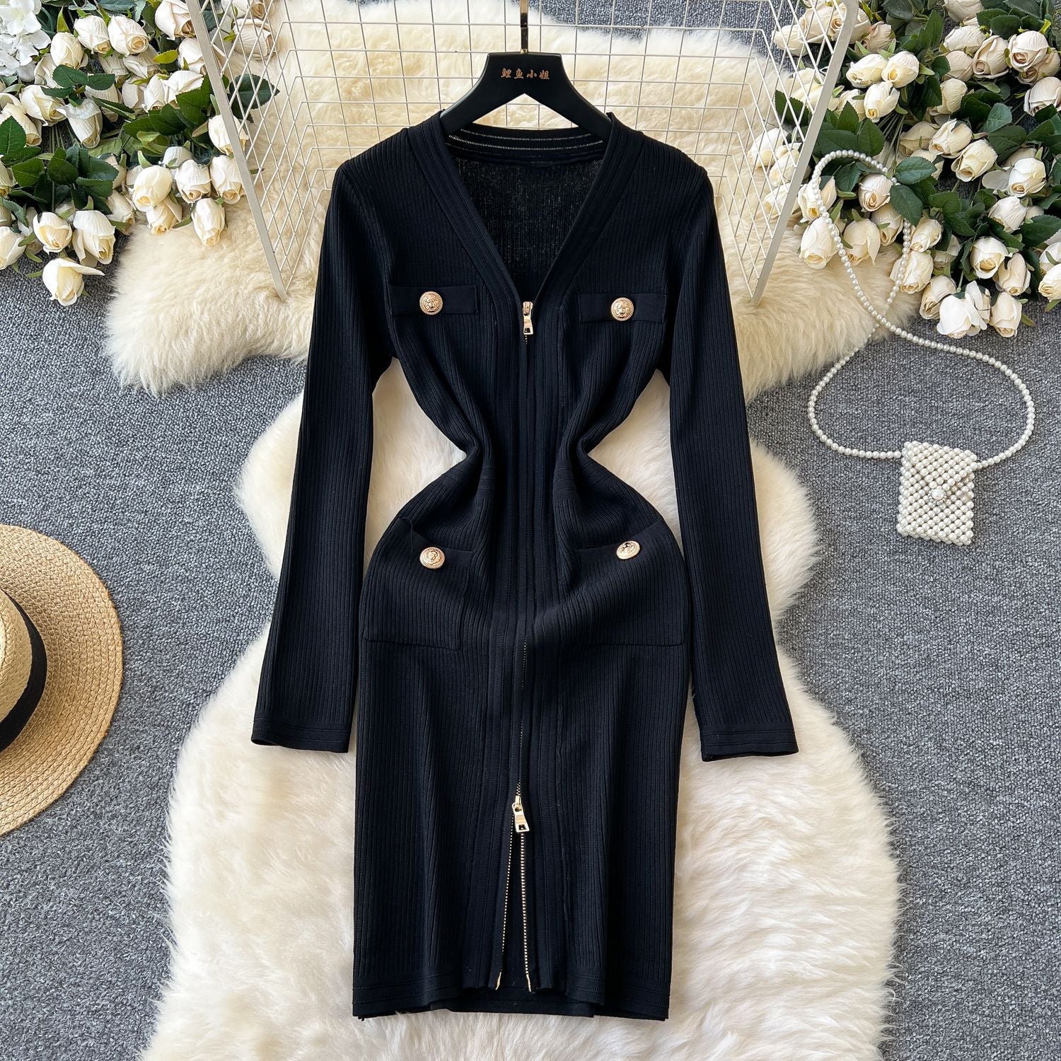 Sexy V-Neck Zipper Long Sleeve Dress Autumn Metal Button Slim Waist Knitting Sweater Dress