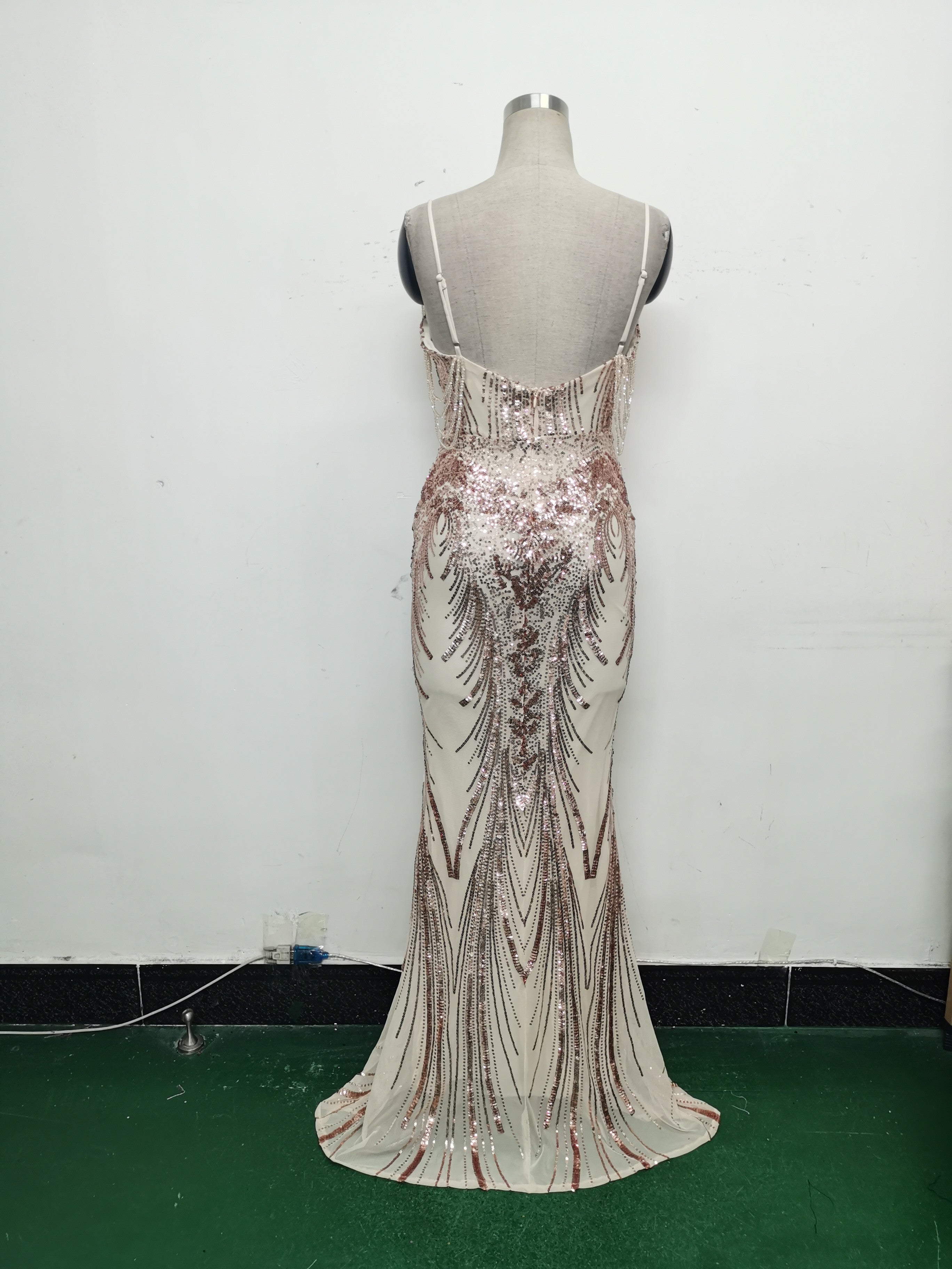 Fishbone Slim Waist Sexy Rhinestone Chain Strap Evening Dress 33