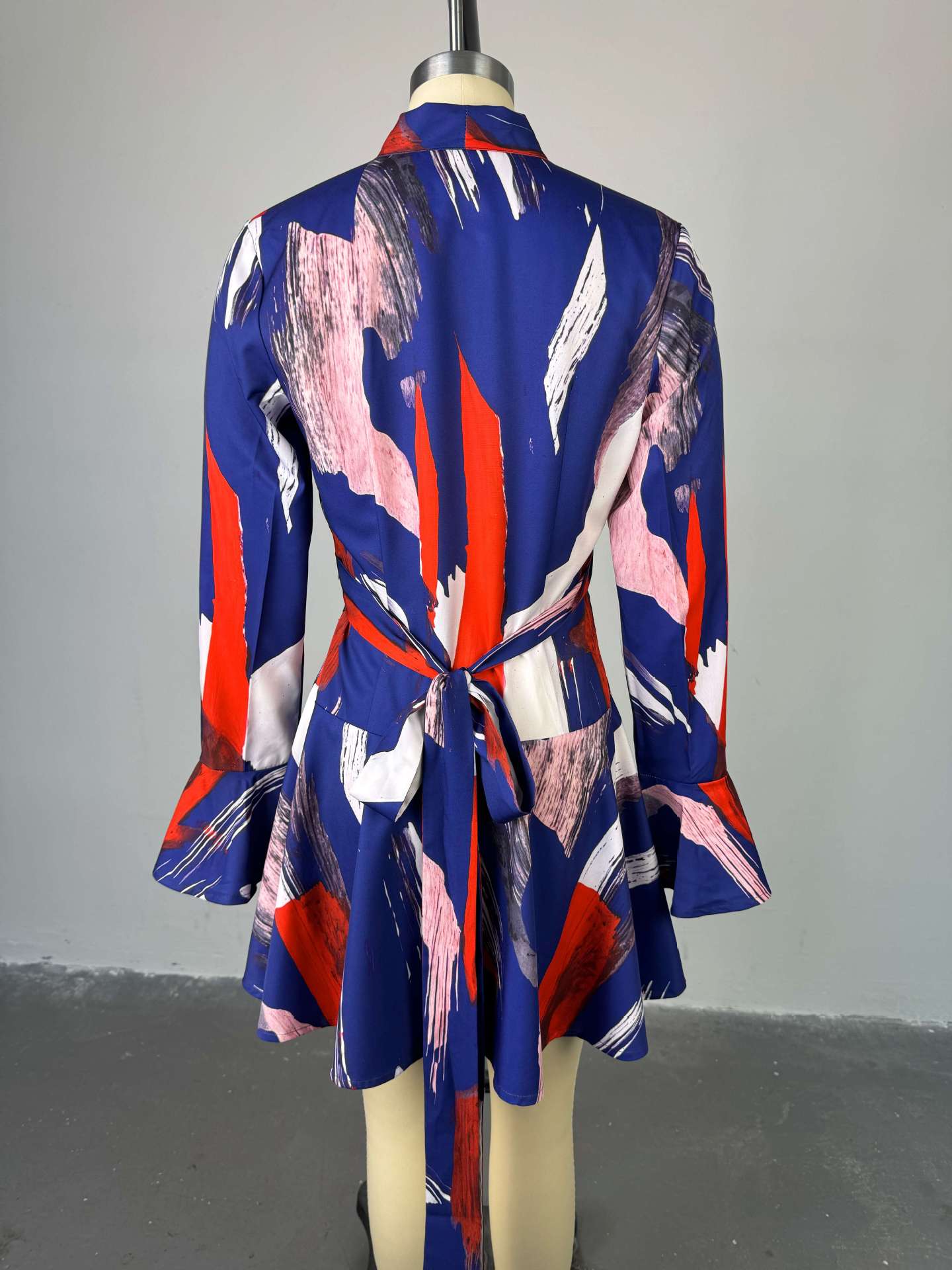 Floral V-Neck Lace-Up Bell Sleeve A-line Dress 3