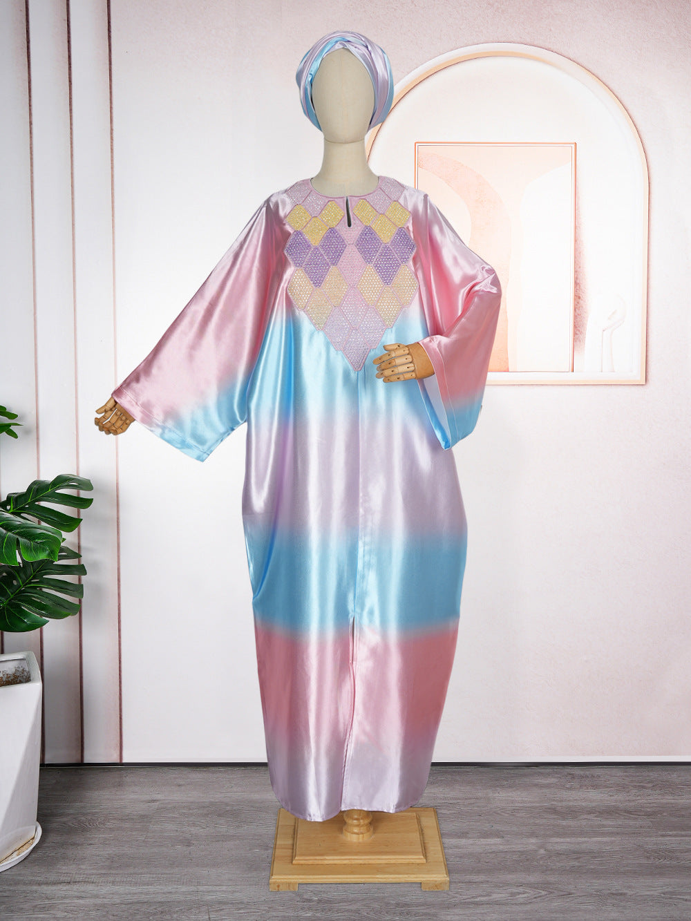 Plus-Size African Women Round Neck Embroidered Beaded Dress 4