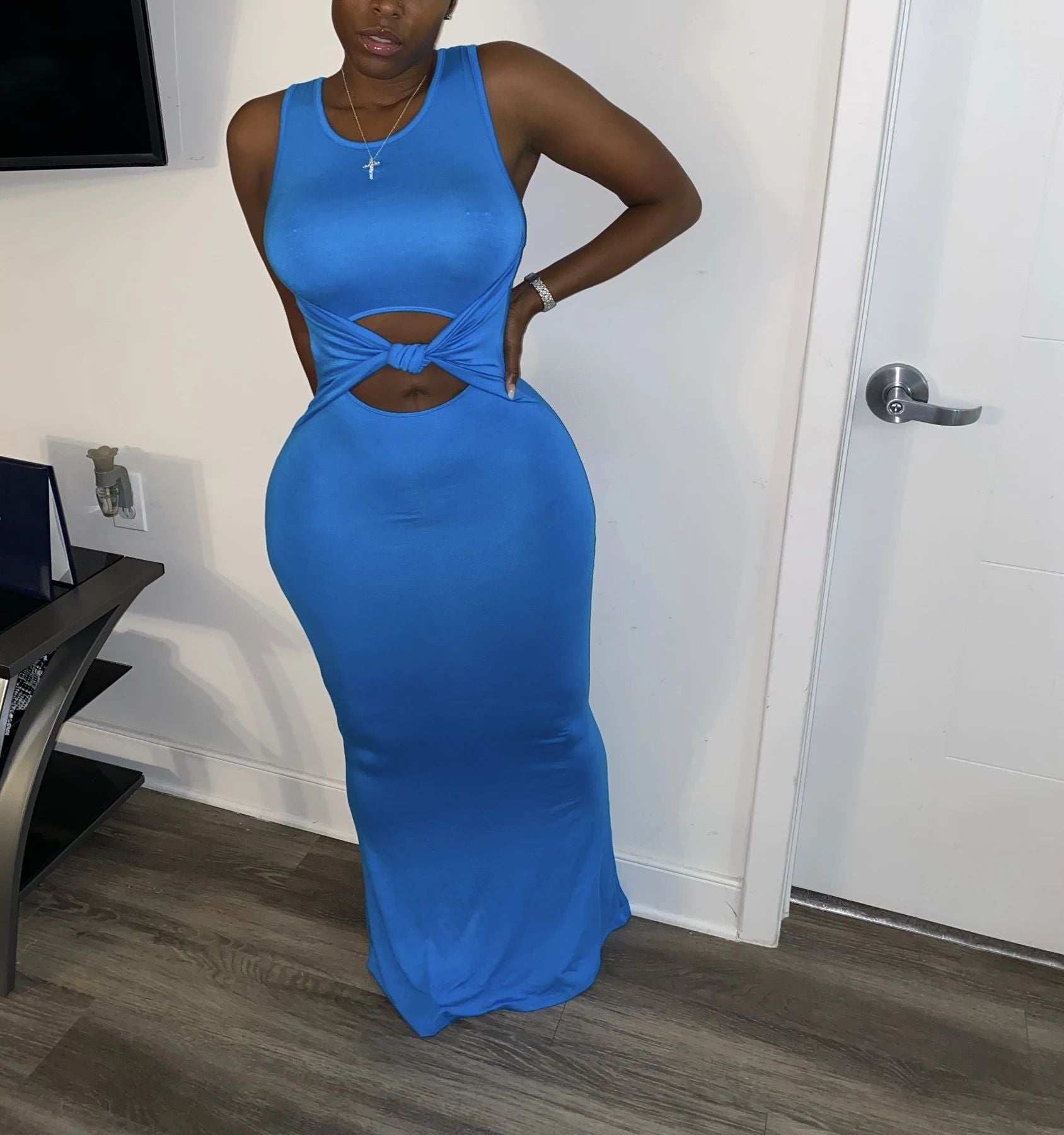 Sexy Women's Solid Color Sleeveless Cutout Women's Long Dress 4