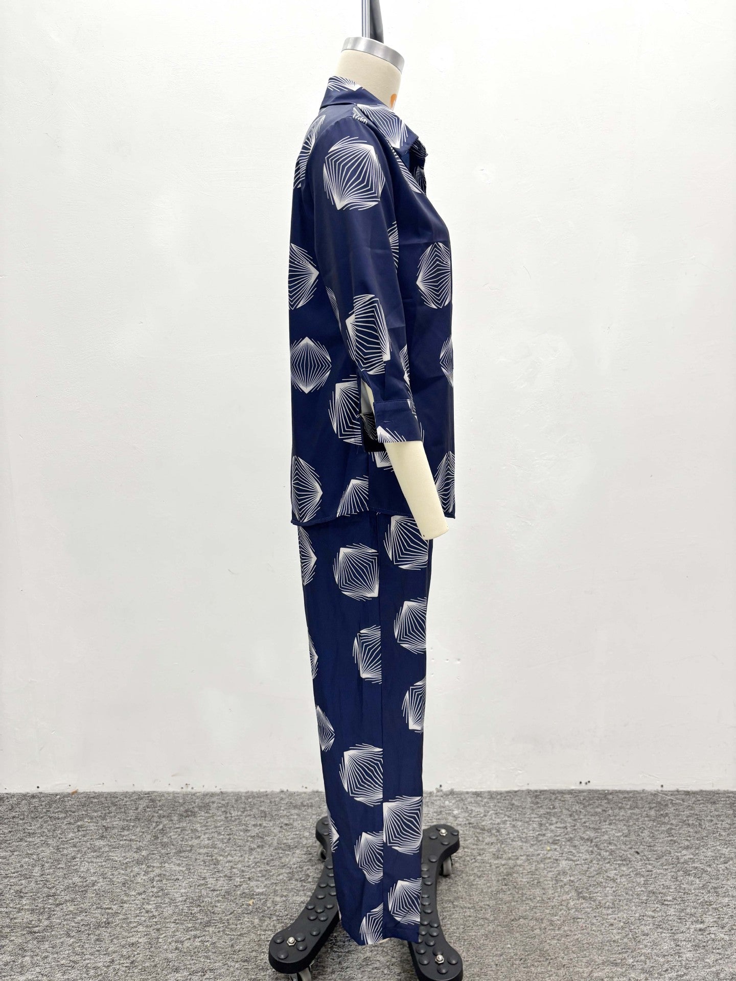 Plus Size African Women Printed Shirt and trousers two-piece set 9