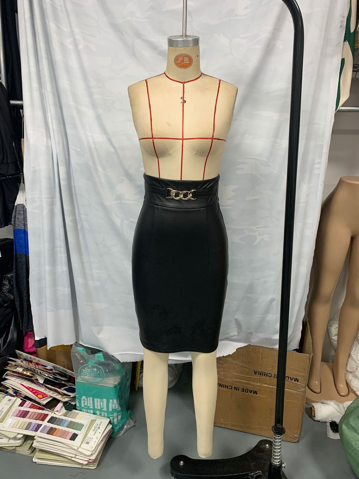 Women’s Trendy Metal PU Leather Skirt 9