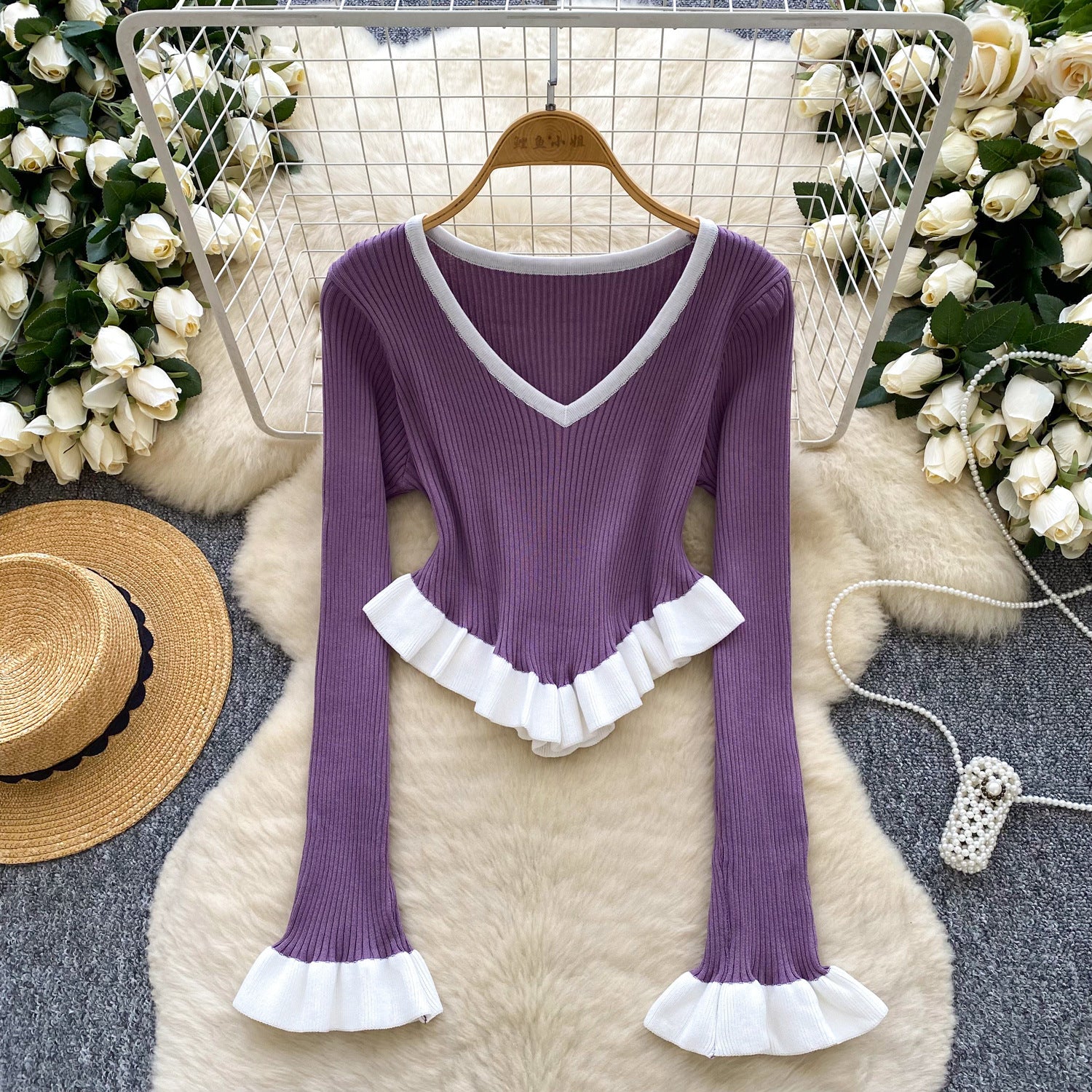 Women contrasting striped knitting autumn ruffled bell bottom sleeve top 7