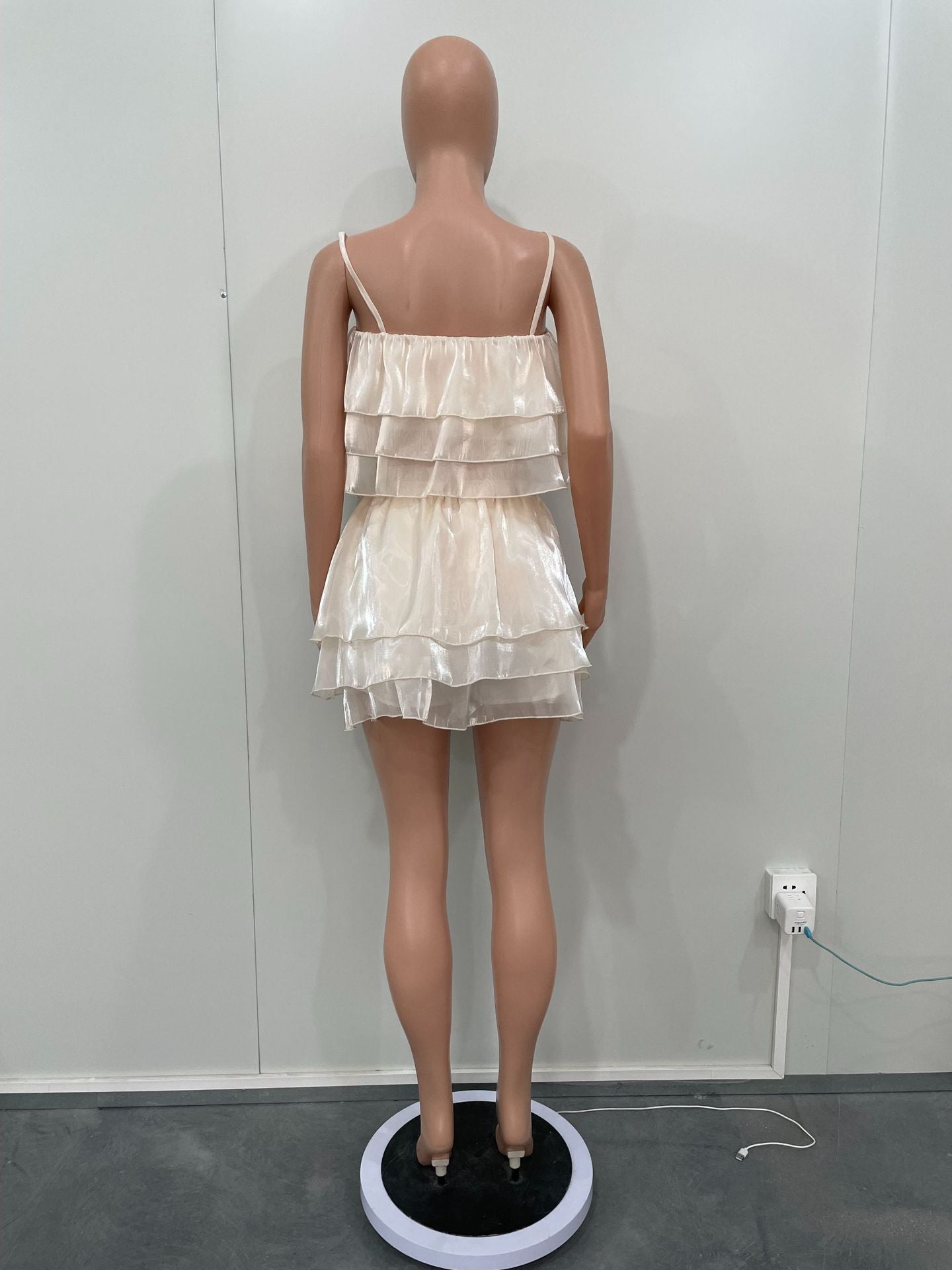 Women Solid Suspenders Top and Hakama Set 13