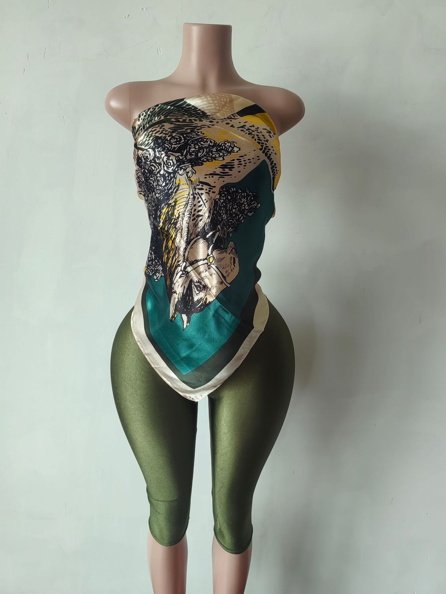 Fashion Women's Printed Strapless Sexy Two Piece Shorts Set 40