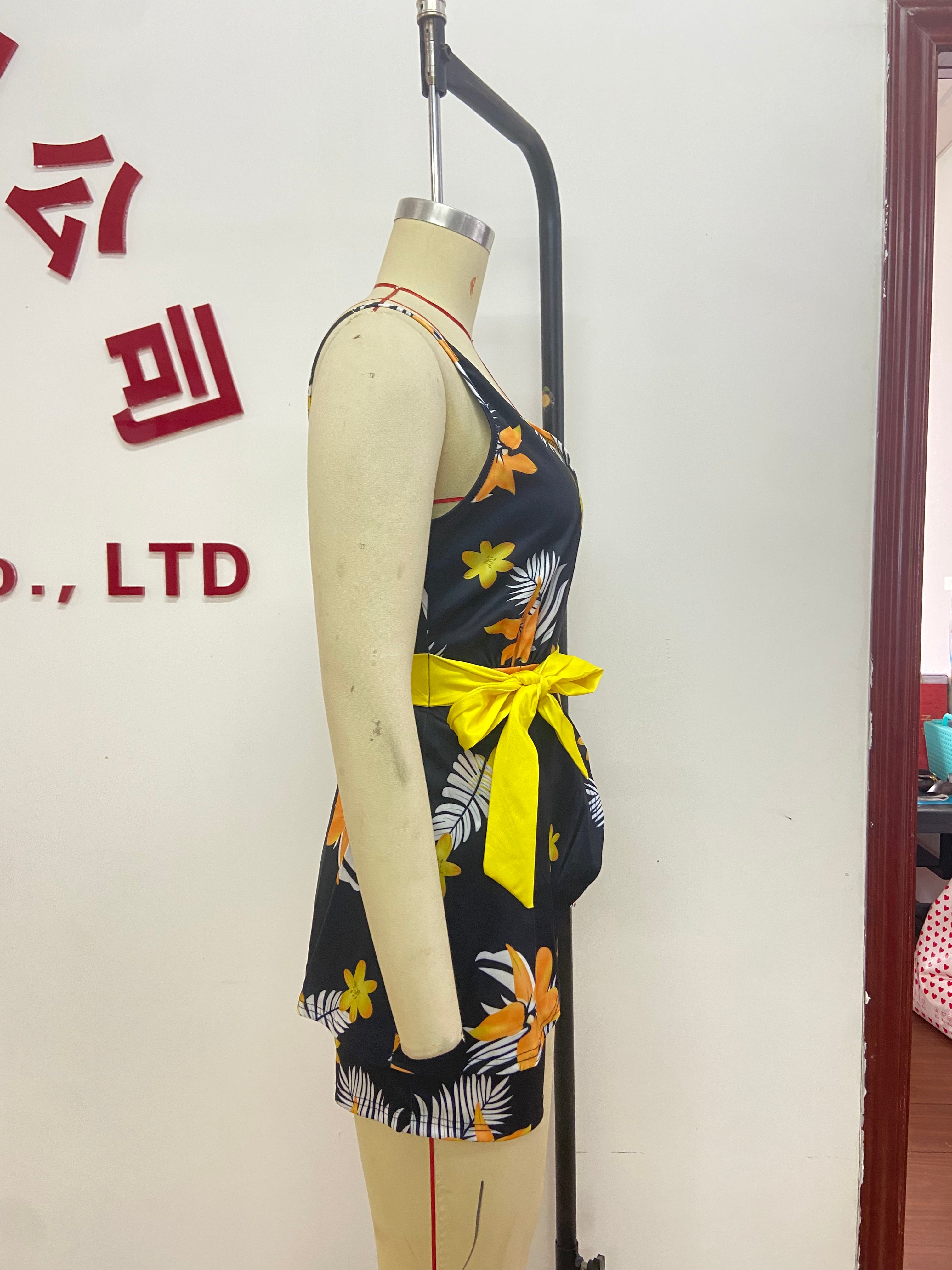 Spring Summer Print Straps Belted Vestshorts Two Piece Set 17