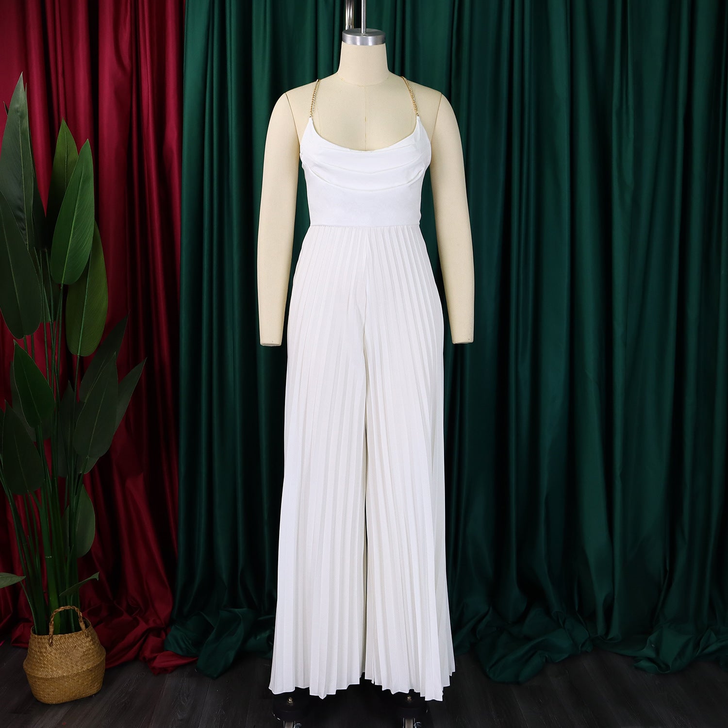 Summer Fashion Sexy Chain Halter Neck Sexy Low Back High Waist Wide Leg Pleated Jumpsuit 17