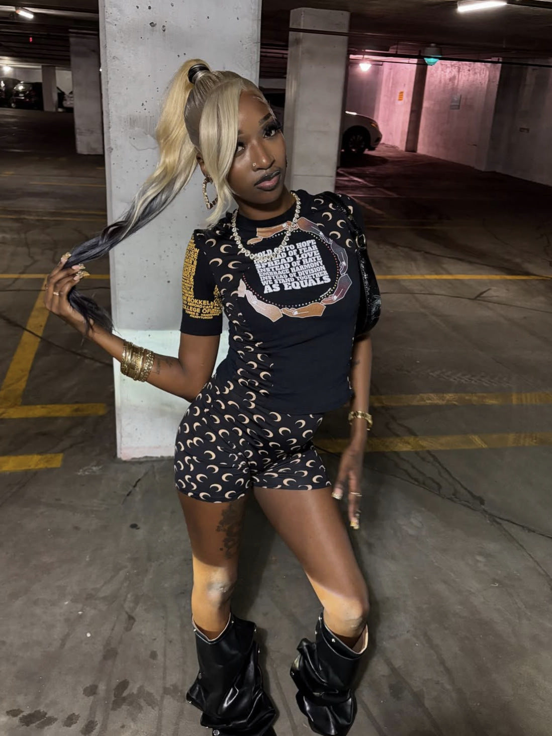 Color-Blocked Short-Sleeved Women's Printed Two-Piece Shorts Set 3