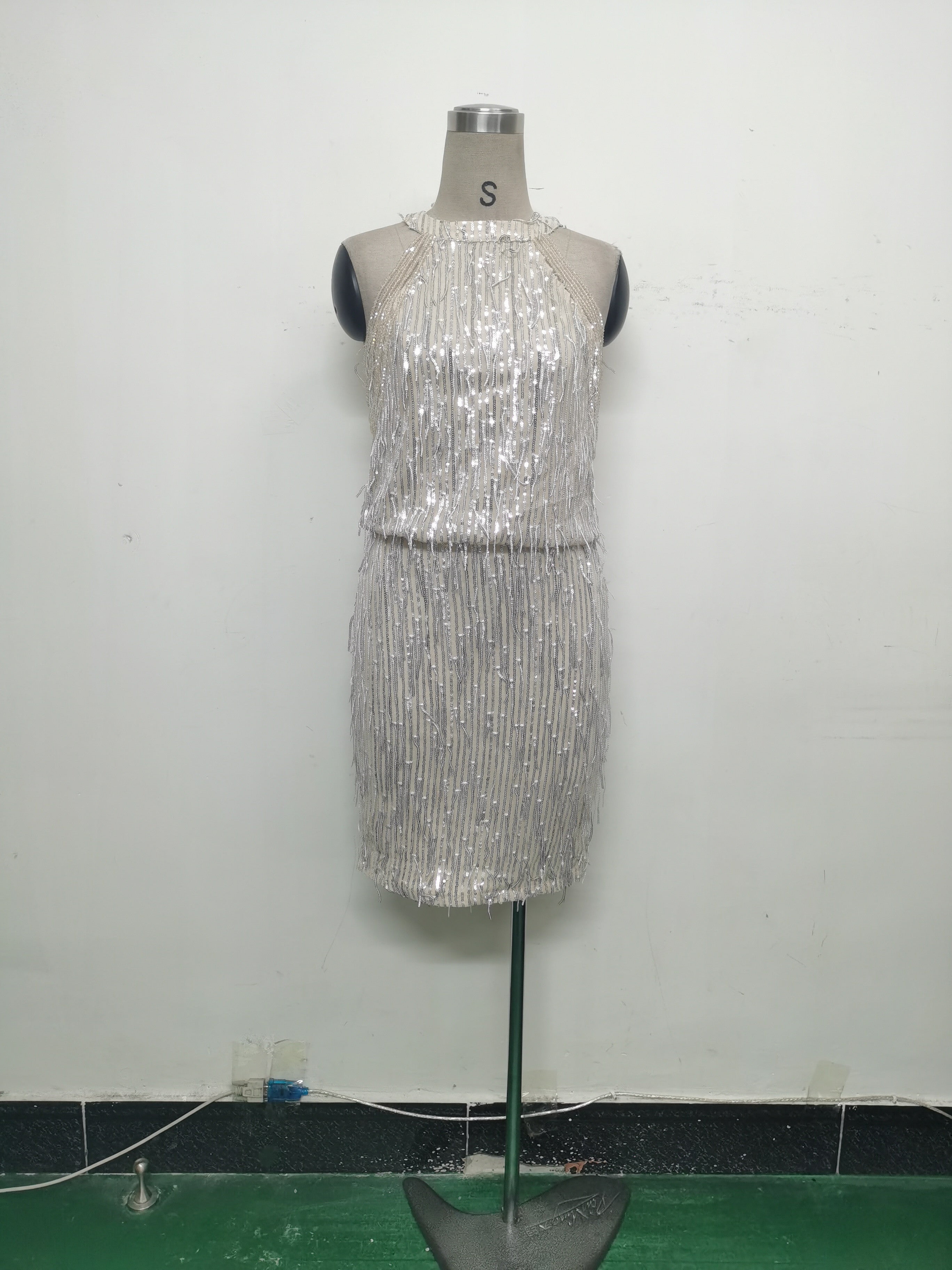 Women Tassel Sequin Halter Neck Beaded Evening Dress 17