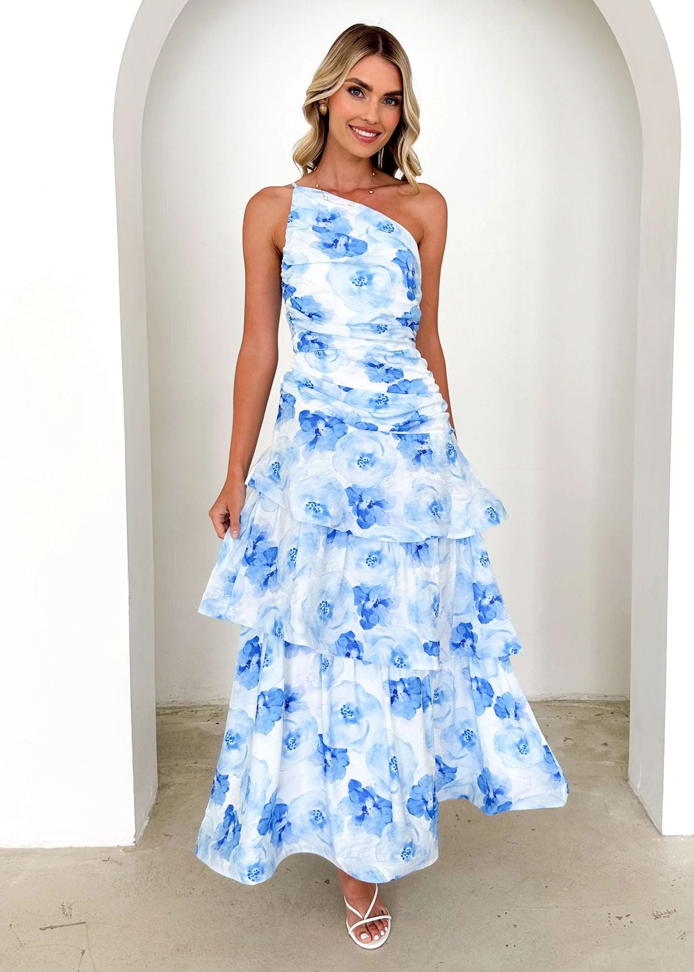 Women Summer One-shoulder strap print dress 5