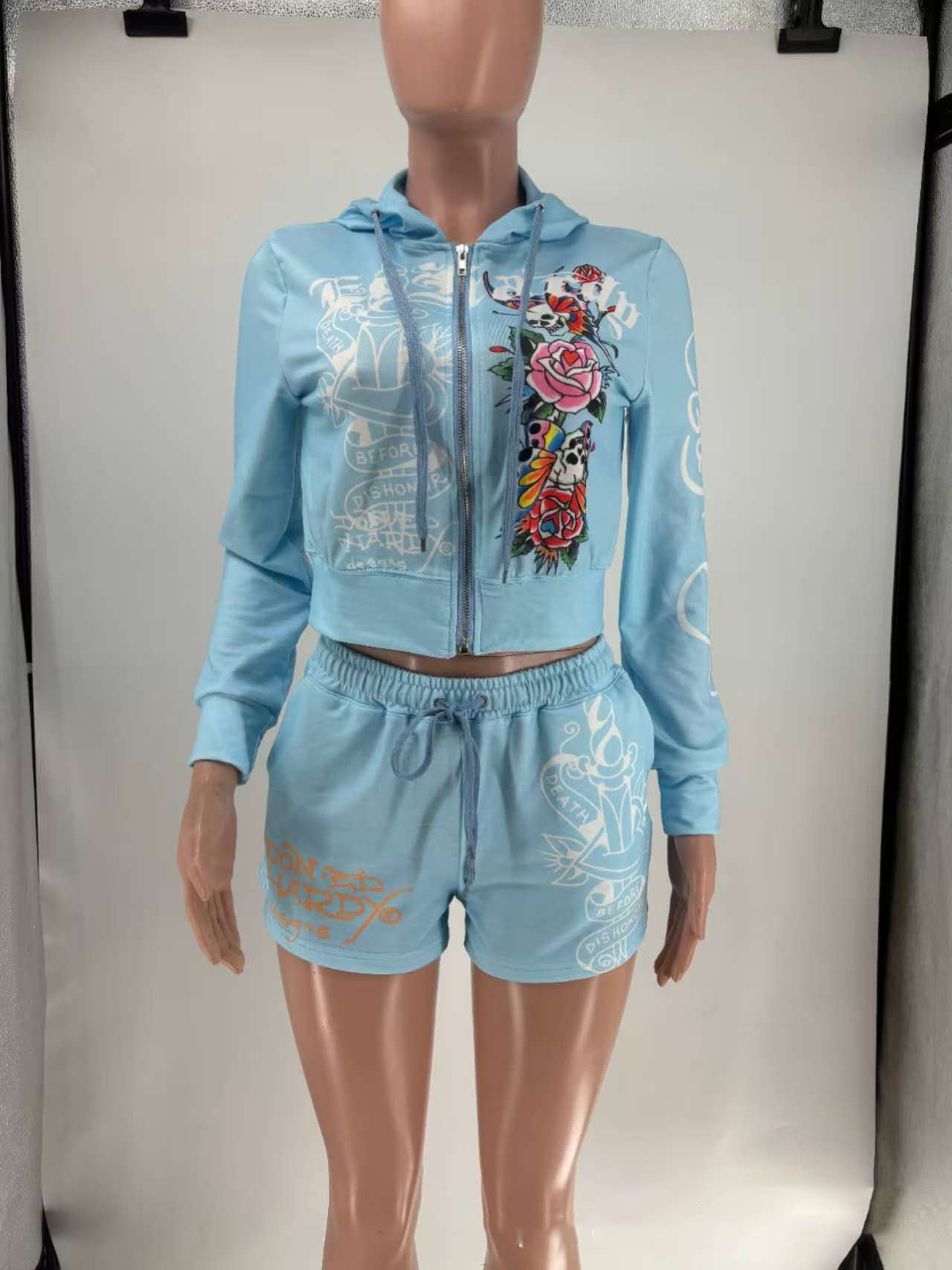 Women Graffiti Print Hoodies and ShortsTwo Piece Set 7