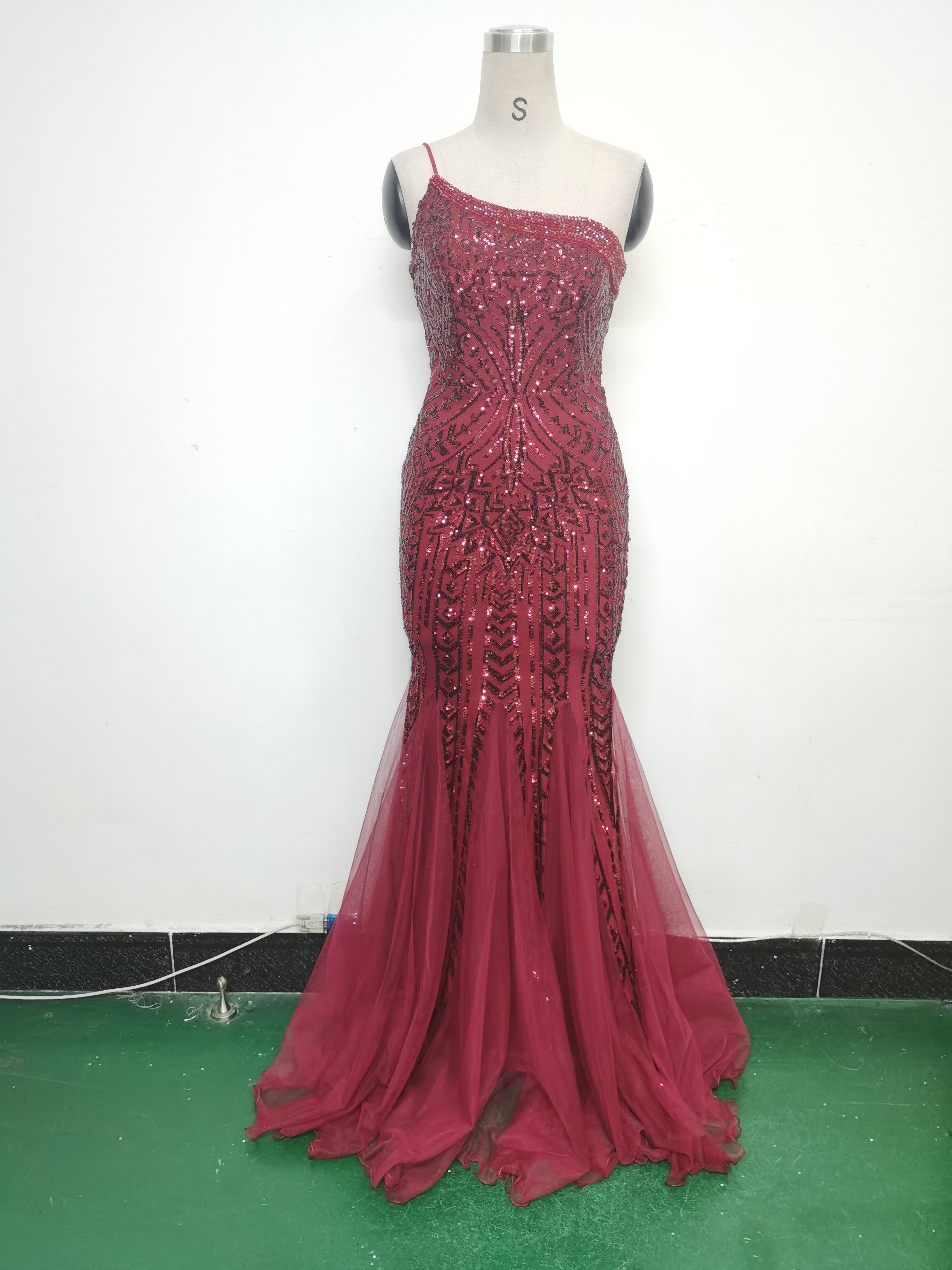 Sexy One Shoulder Sequins Mesh Patchwork Evening Dress 68