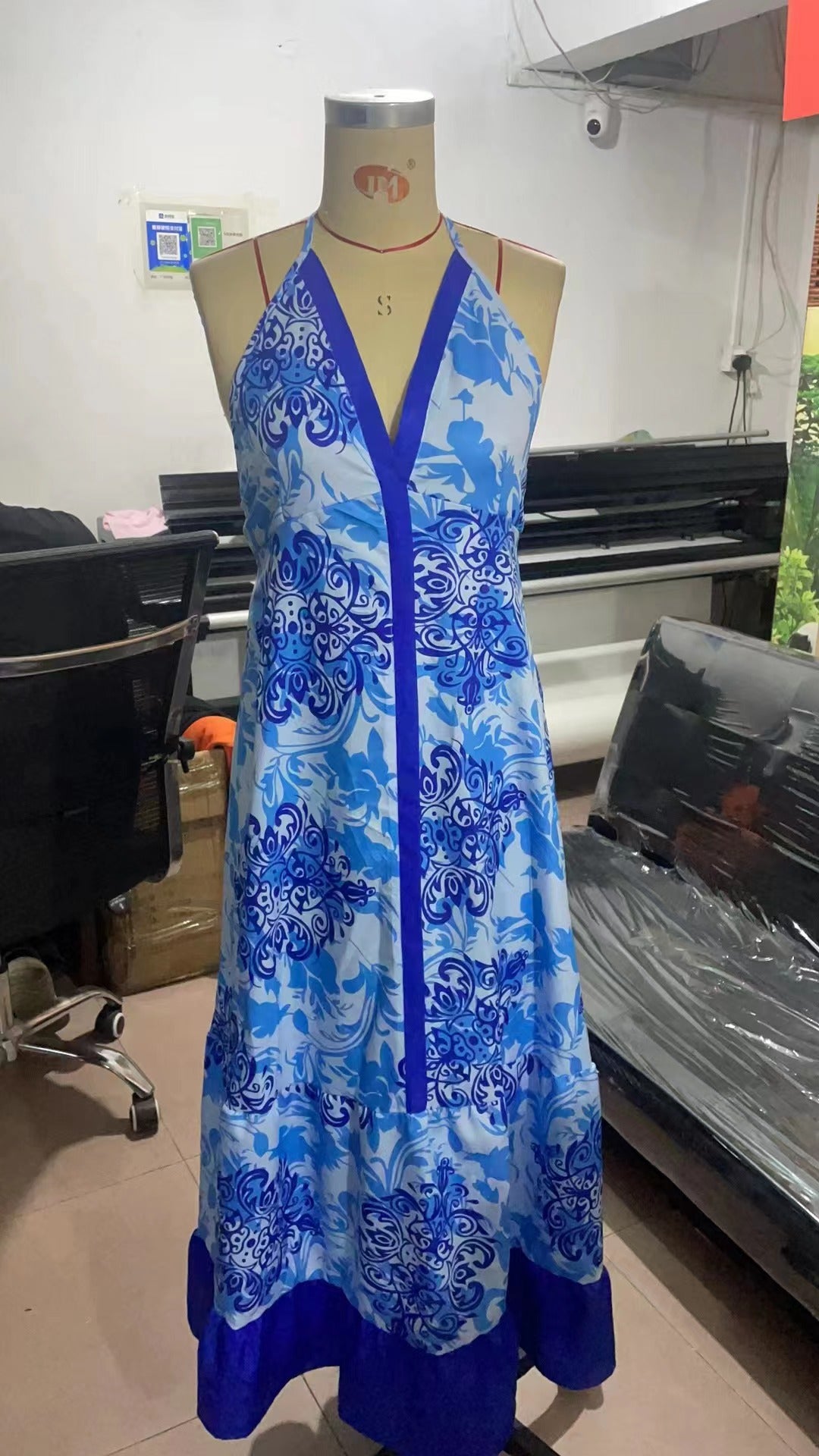 Women Printed V-Neck Strap Dress 13