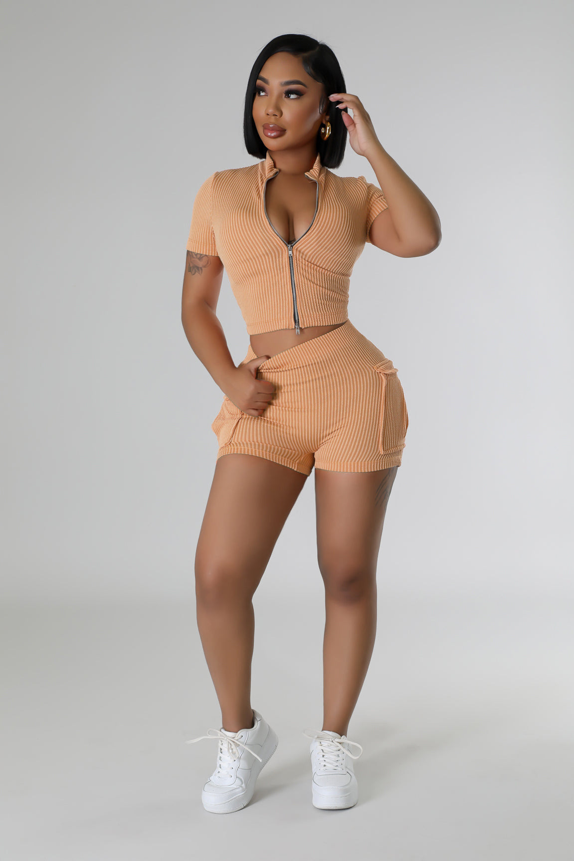 Female Fashion Two-Way Zipper Casual Solid Color Short Sleeve Two Piece Shorts Set