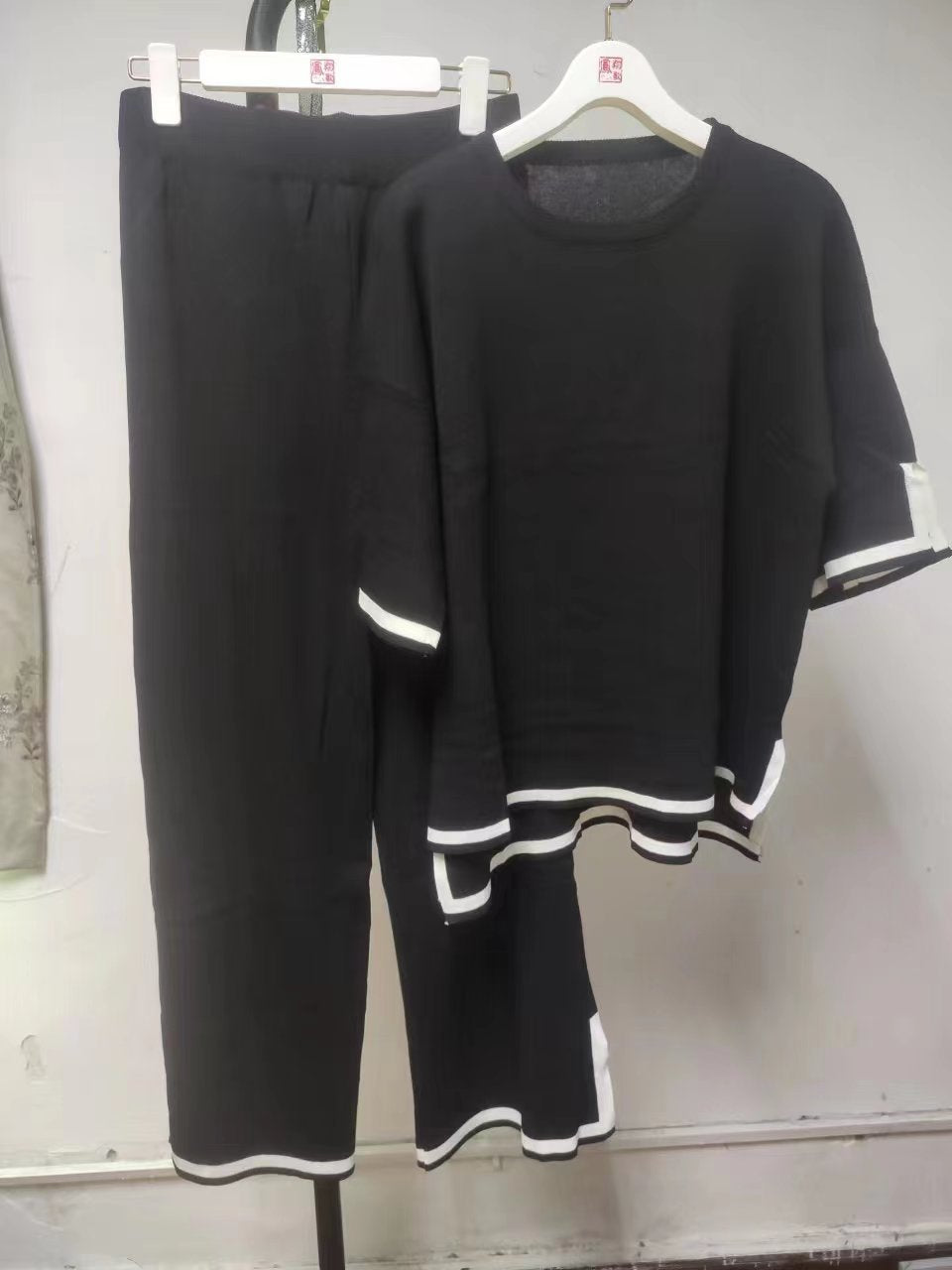 Women summer knitting short-sleeved Topand wide-leg pants two-piece set 28