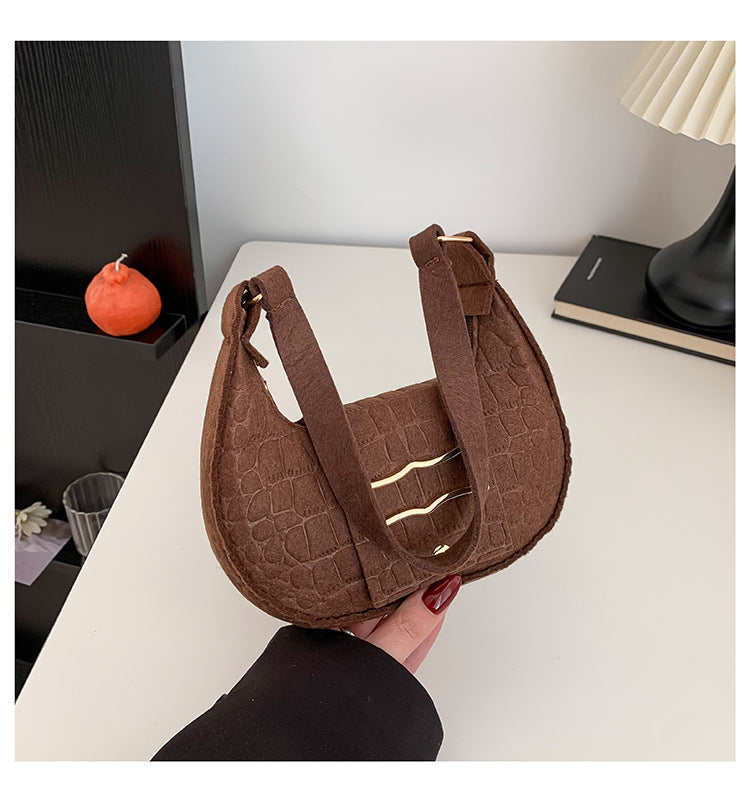 Women Trendy Saddle Bag Felt Bag 6