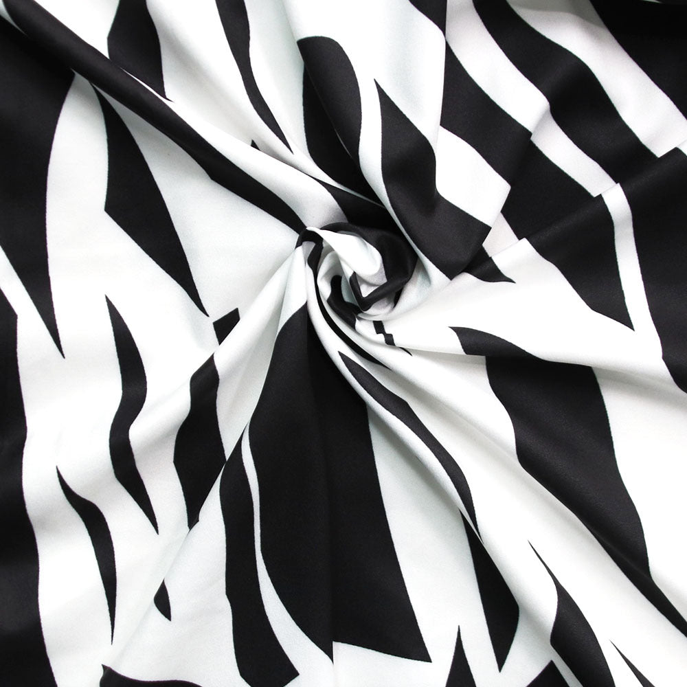 Women Irregular Printed Shirt and PantCasual Two-piece Set including Belt 24