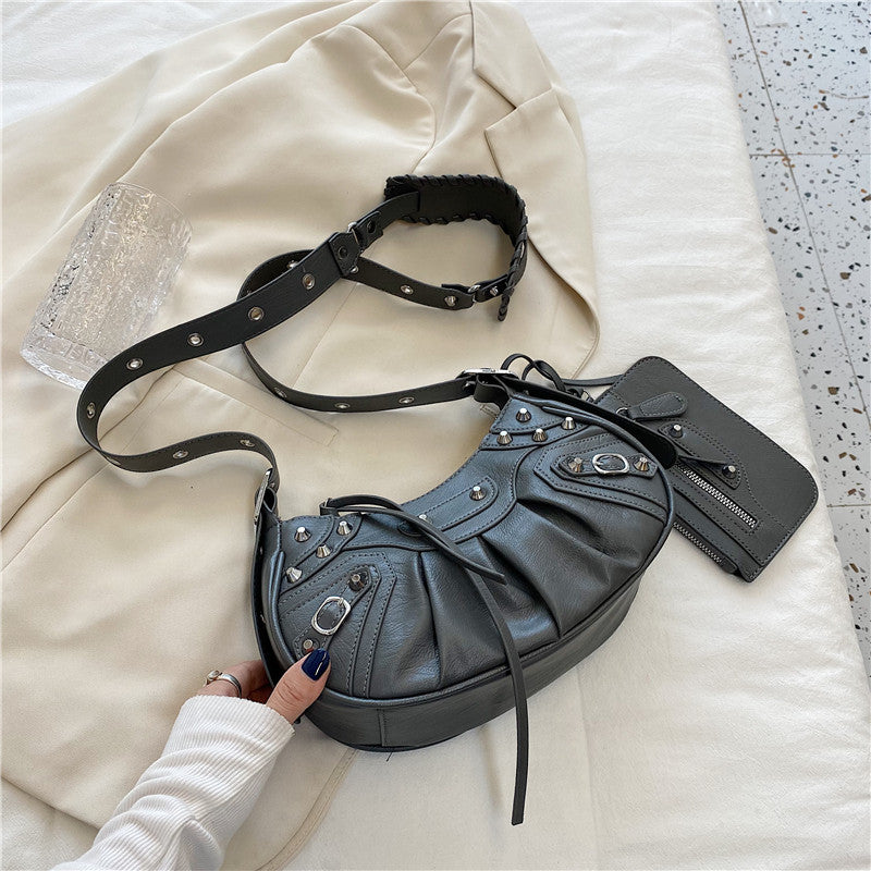 Diagonal pleated single shoulder women's retro rivet bag 14