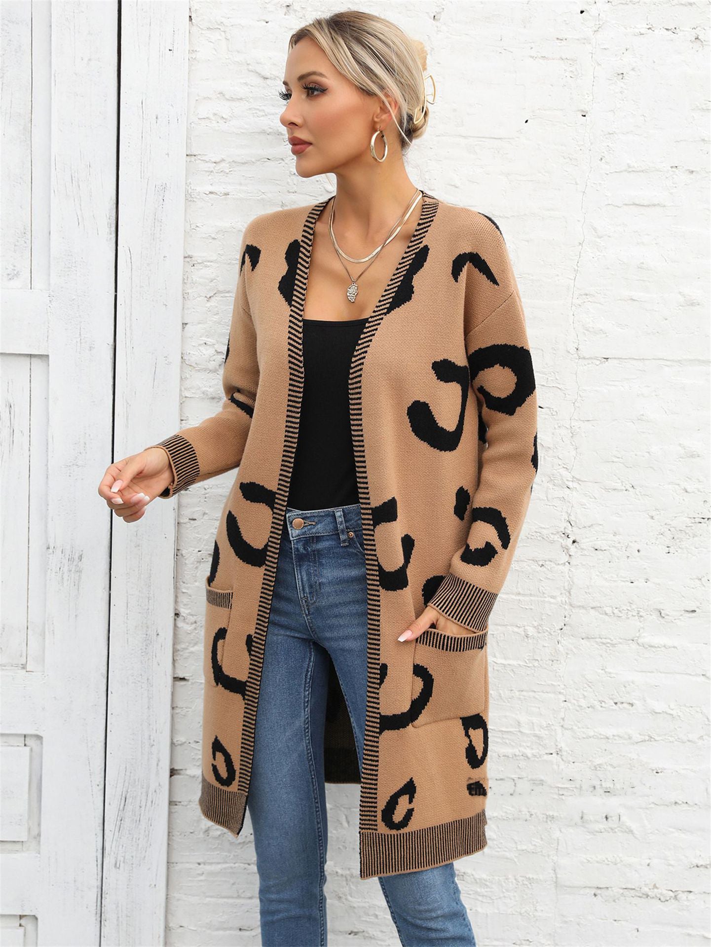 Plus Size Women Fall and Winter Leopard Knitting Cardigan Sweater 18