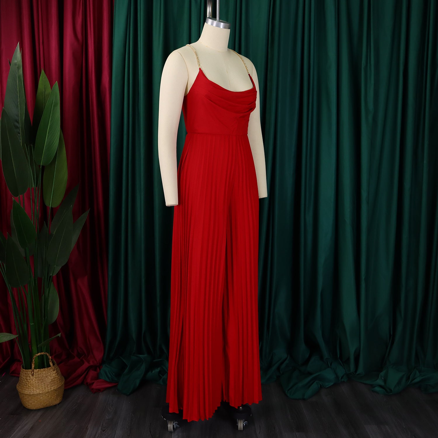 Summer Fashion Sexy Chain Halter Neck Sexy Low Back High Waist Wide Leg Pleated Jumpsuit 23