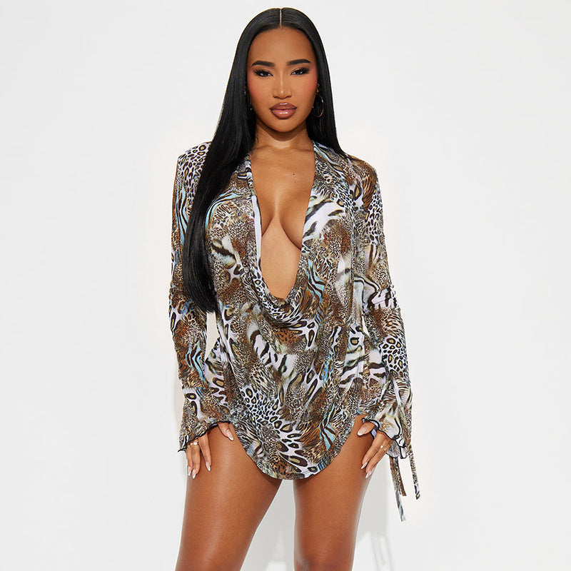 Women Fall Gradient Leopard Print Long-Sleeved Backless Top and Shorts Two-Piece Set 7