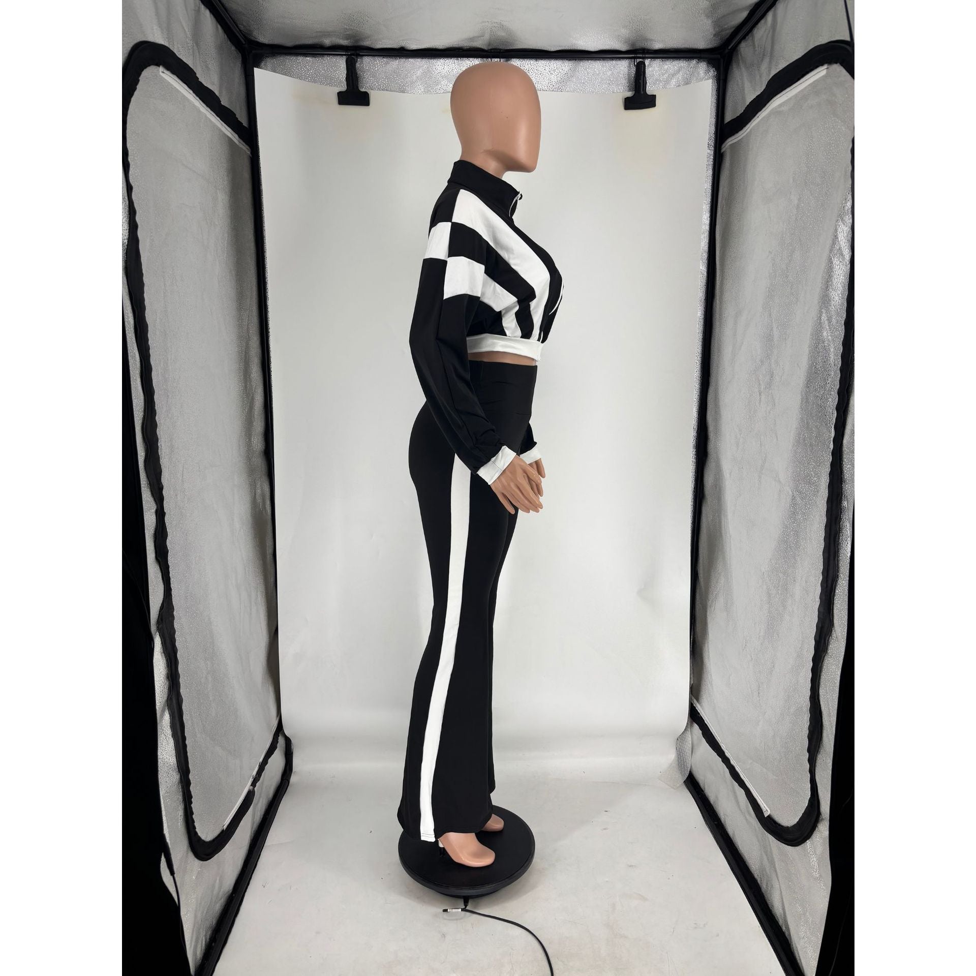 Women's Chic Casual Color-Block Long-Sleeve Zipper Top Slim Fit Bell Bottom Pants Set 18