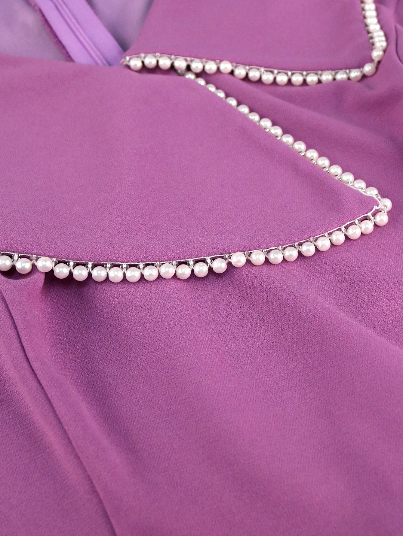 Chic Purple Ruffle Pearl Long-Sleeved Midi Dress 9