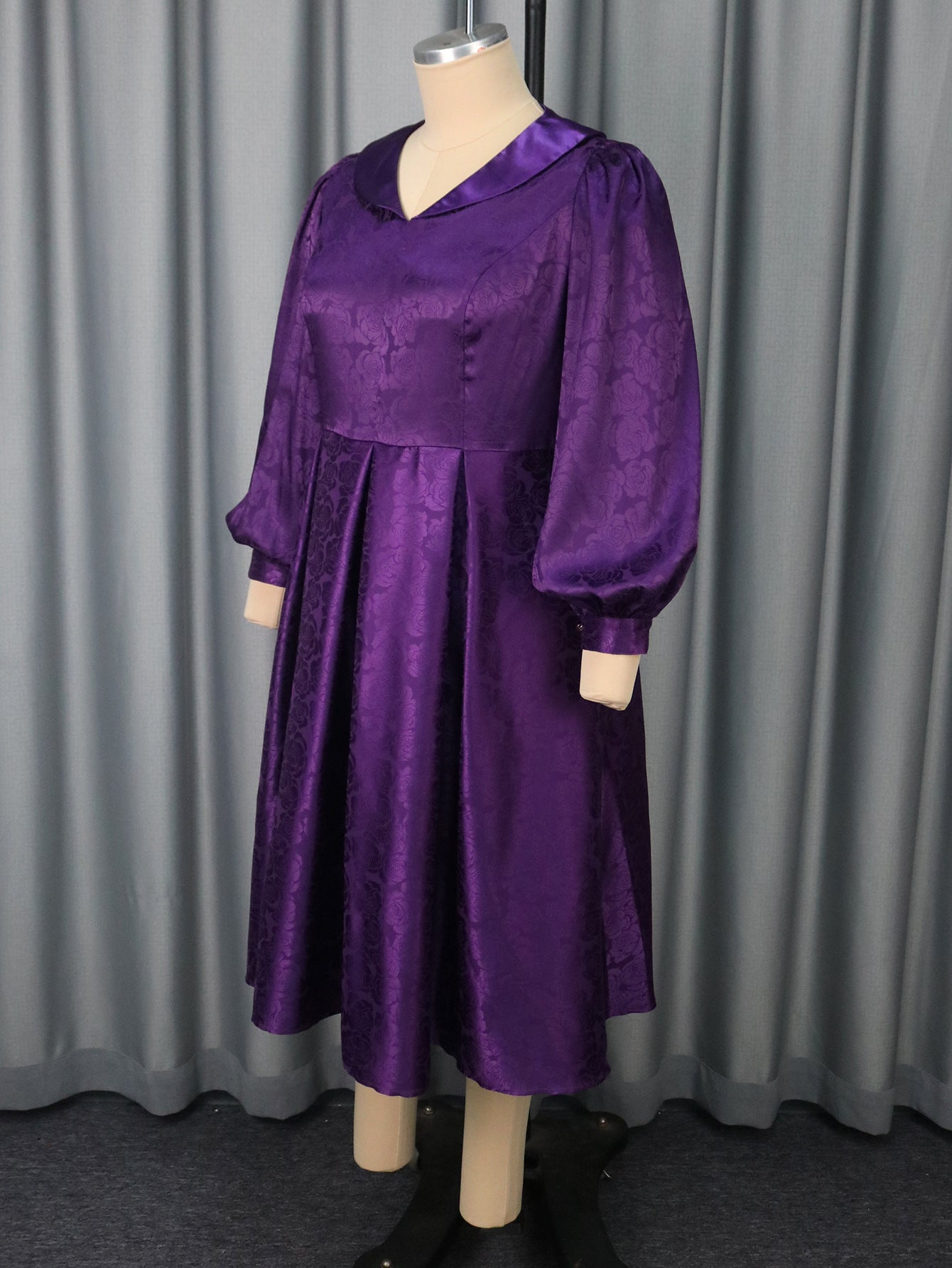 Plus-Size Women Turndown Collar Jacquard Lantern Long-Sleeved Autumn Dress 7