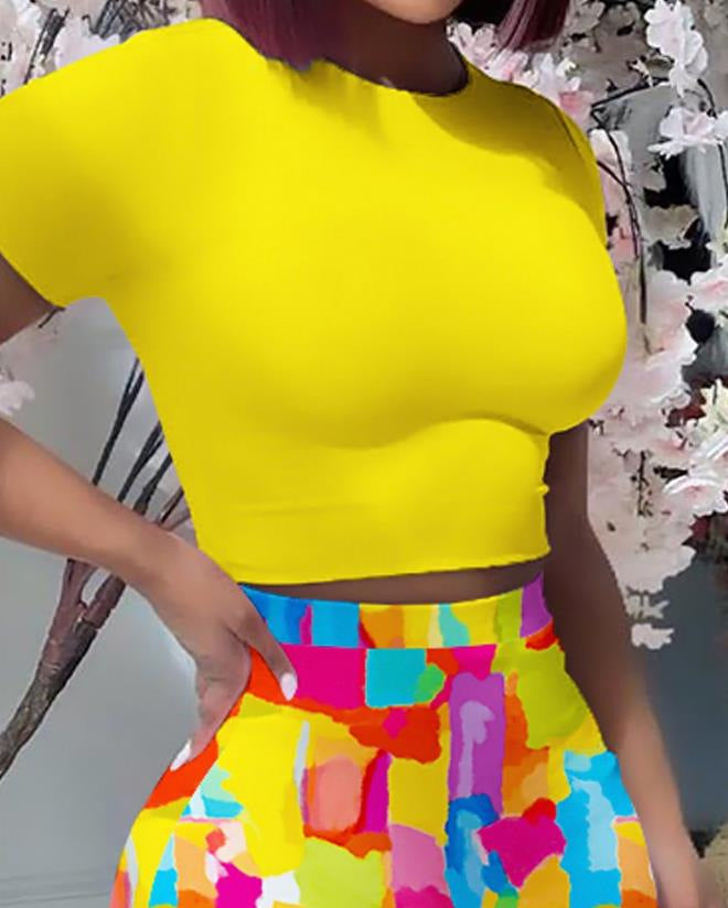 Women's Printed Round Neck Short Sleeve T-Shirt Slim Fit Skirt Sexy Two Piece Set 9
