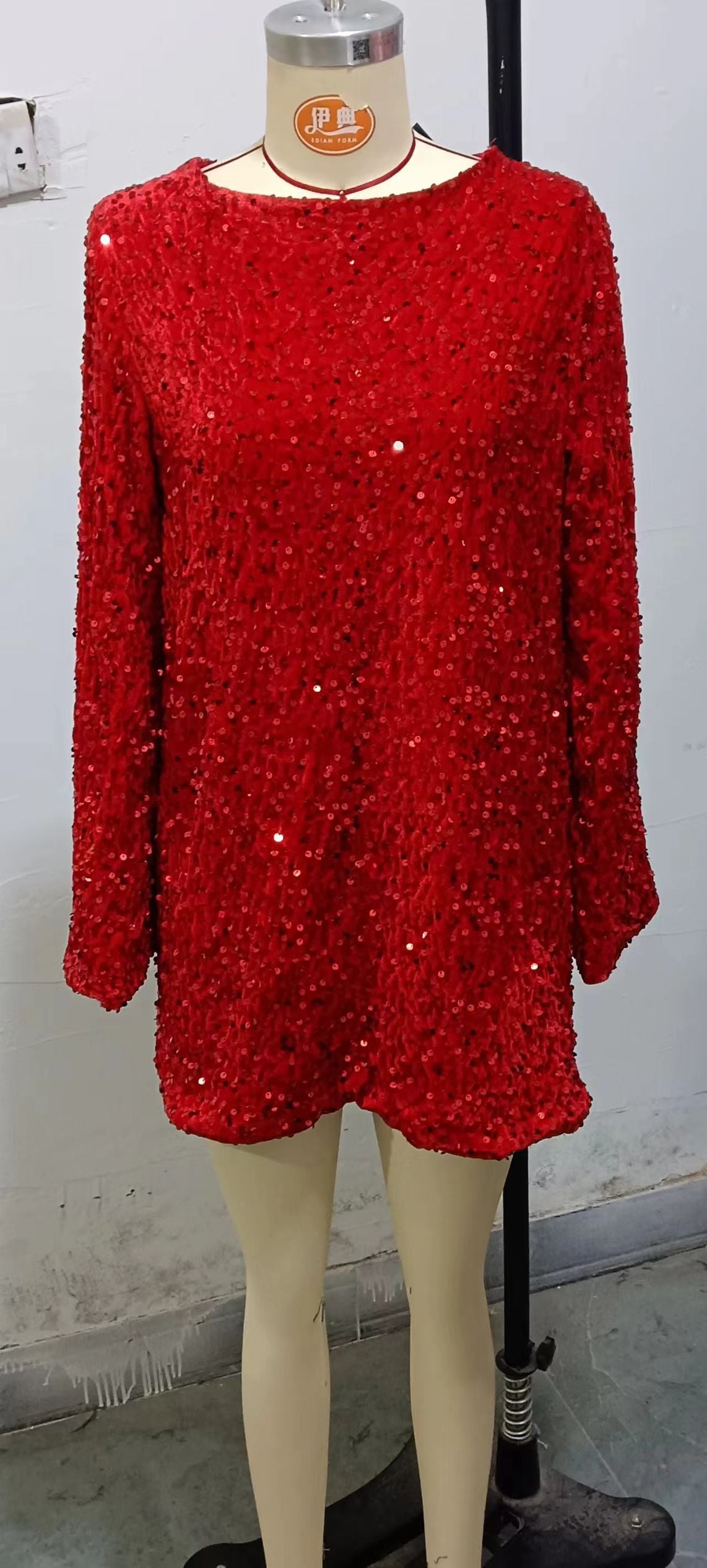 Autumn And Winter Women 's Round Neck Long Sleeve Loose Plus Size Sexy Sequin Short Dress 6