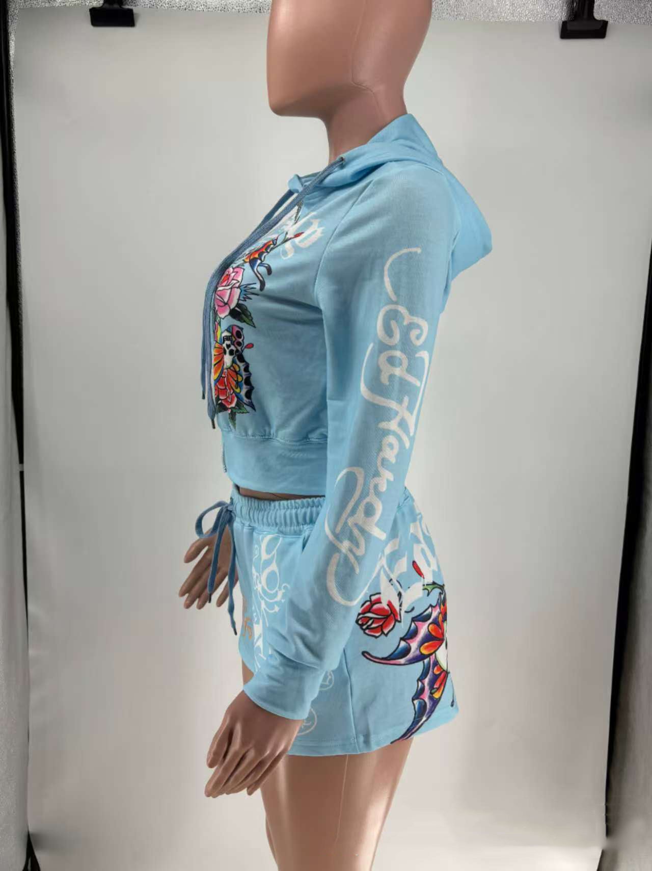 Women Graffiti Print Hoodies and ShortsTwo Piece Set 10