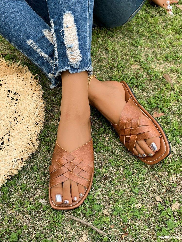 Women's Plus Size casual one strap flat slippers 18