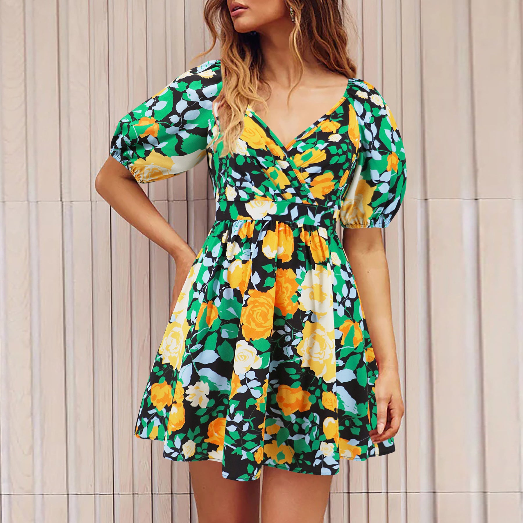 Women's Summer Printed V-Neck Lantern Sleeve Short Dress 11