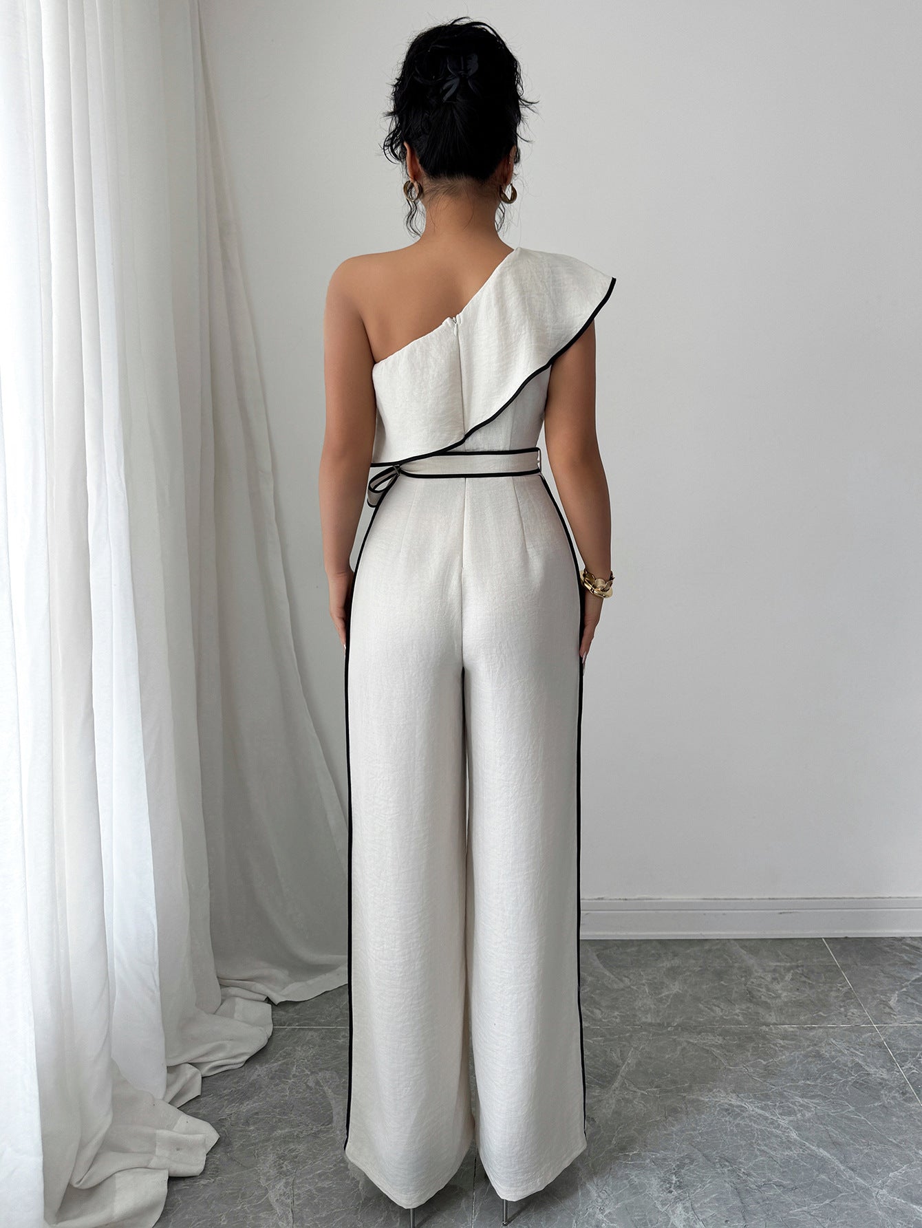 Summer Women's Chic Elegant One-Shoulder Wide-Leg Jumpsuit 3