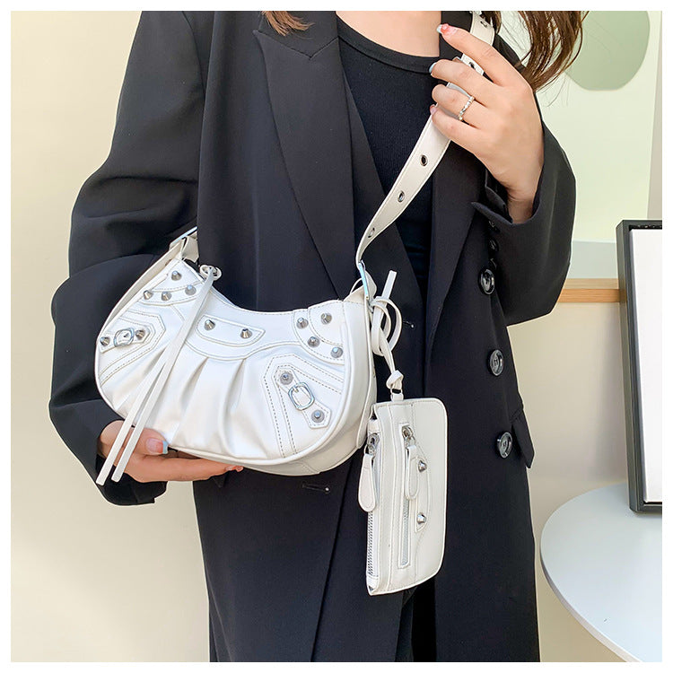 Diagonal pleated single shoulder women's retro rivet bag 47