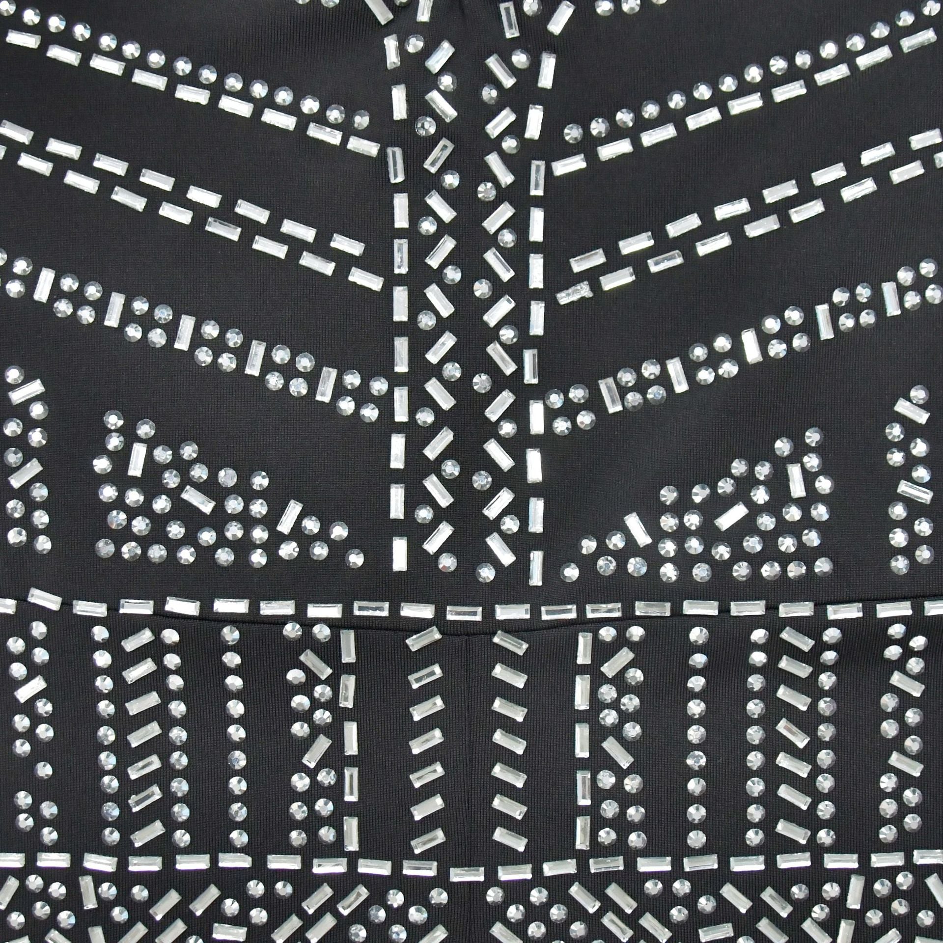 Women Solid V Neck Beaded Long Sleeve Jumpsuit 14